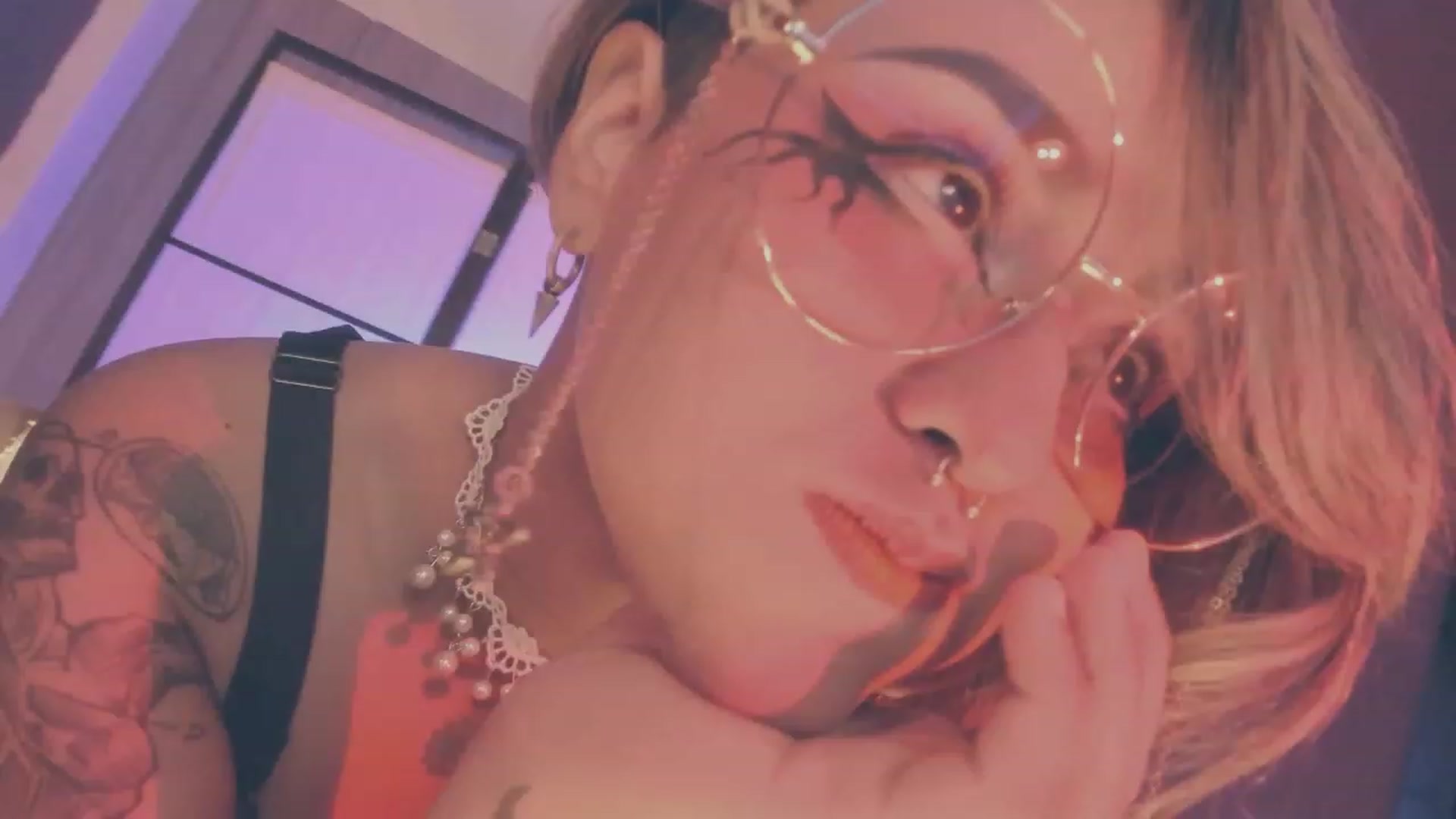 Gallery image thumbnail from AbraxxysRadio's myfreecams stream on, 09/15/2023, 24:31 image 9 of 20