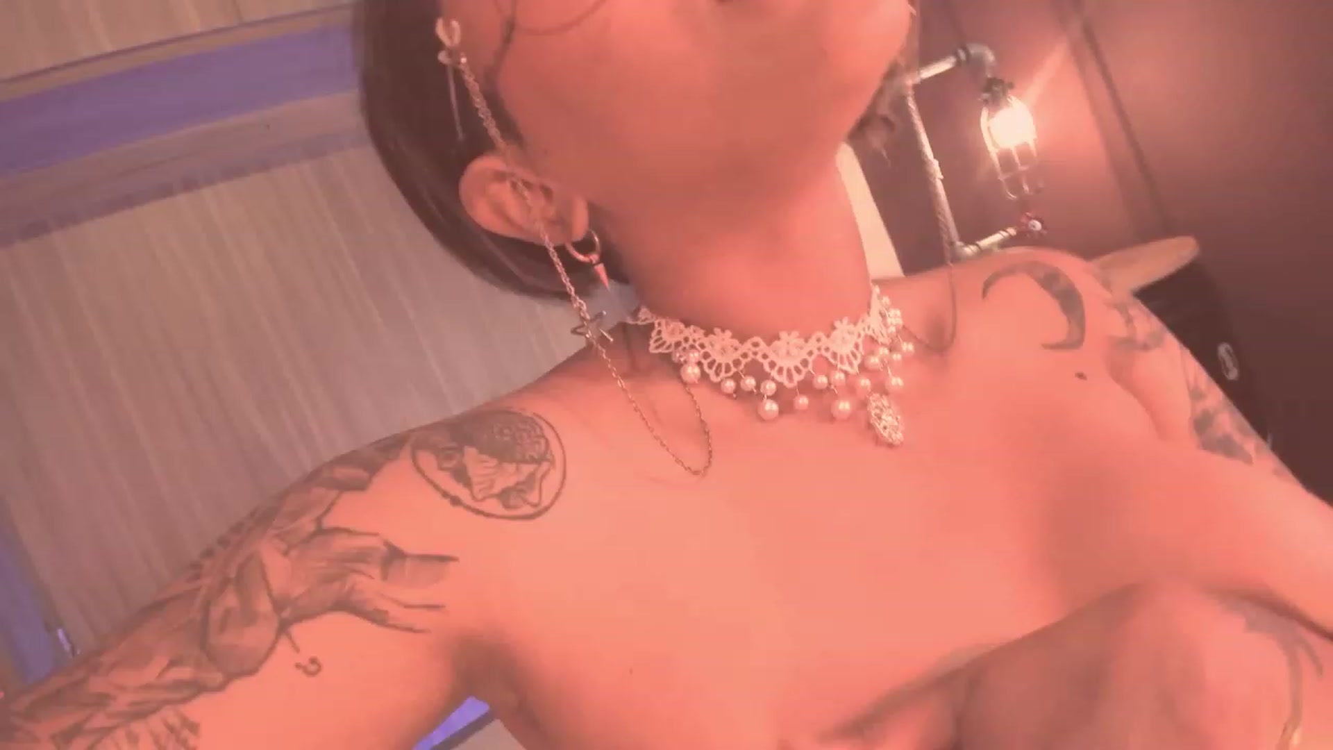 Gallery image thumbnail from AbraxxysRadio's myfreecams stream on, 09/19/2023, 01:20 image 11 of 20
