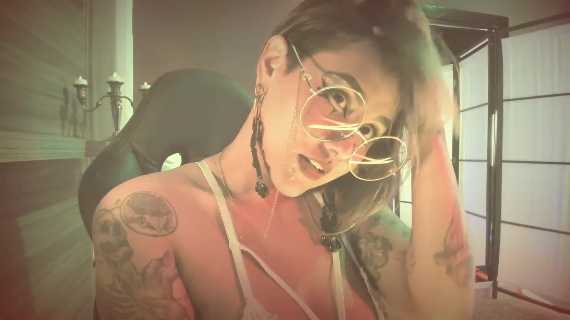 Gallery image thumbnail from AbraxxysRadio's myfreecams stream on, 09/20/2023, 02:24 image 4 of 20