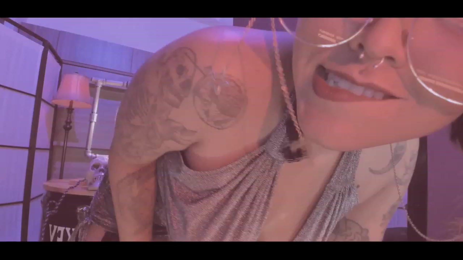 Gallery image thumbnail from AbraxxysRadio's myfreecams stream on, 09/23/2023, 24:07 image 1 of 20