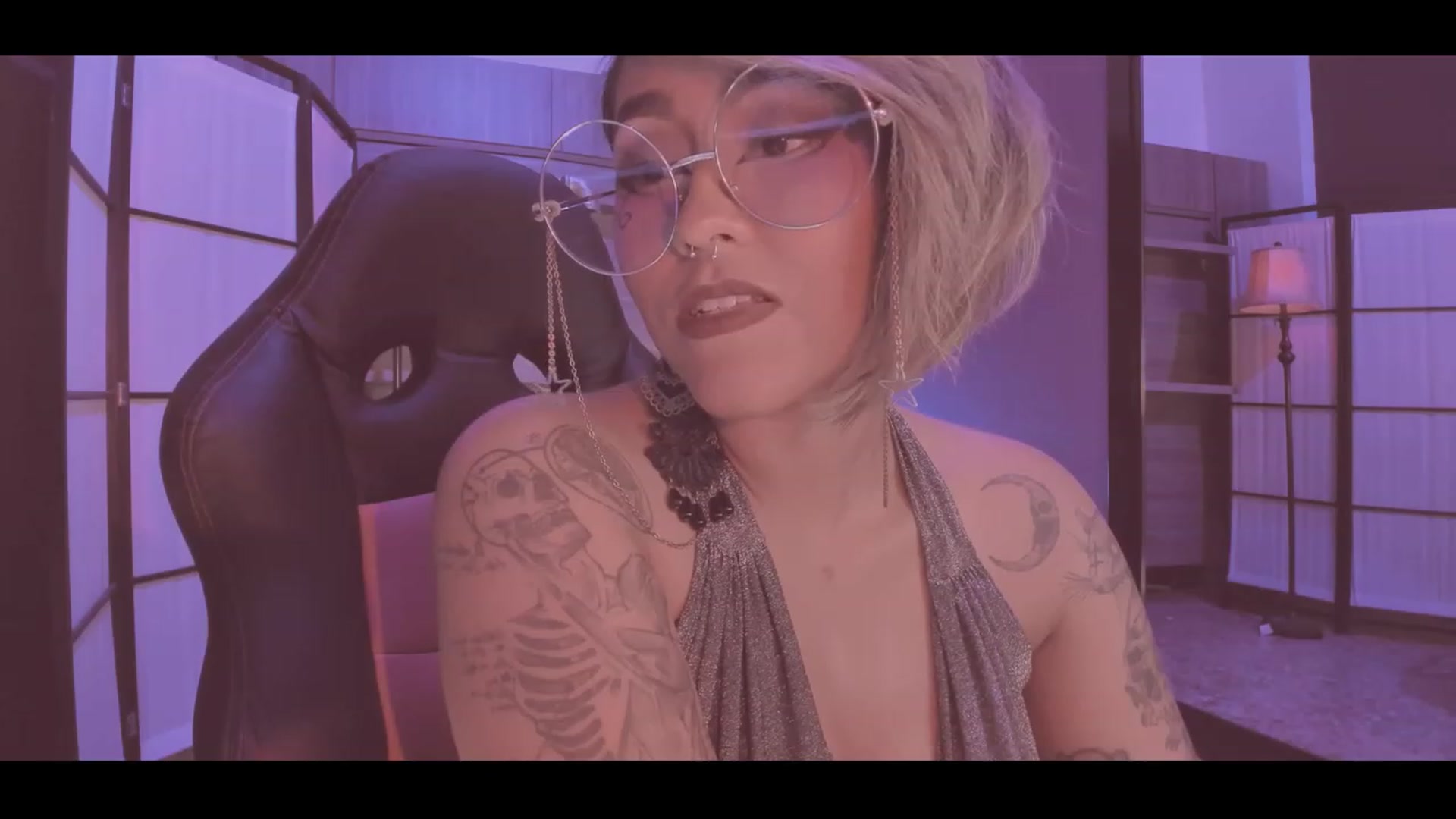 Gallery image thumbnail from AbraxxysRadio's myfreecams stream on, 09/23/2023, 24:07 image 7 of 20