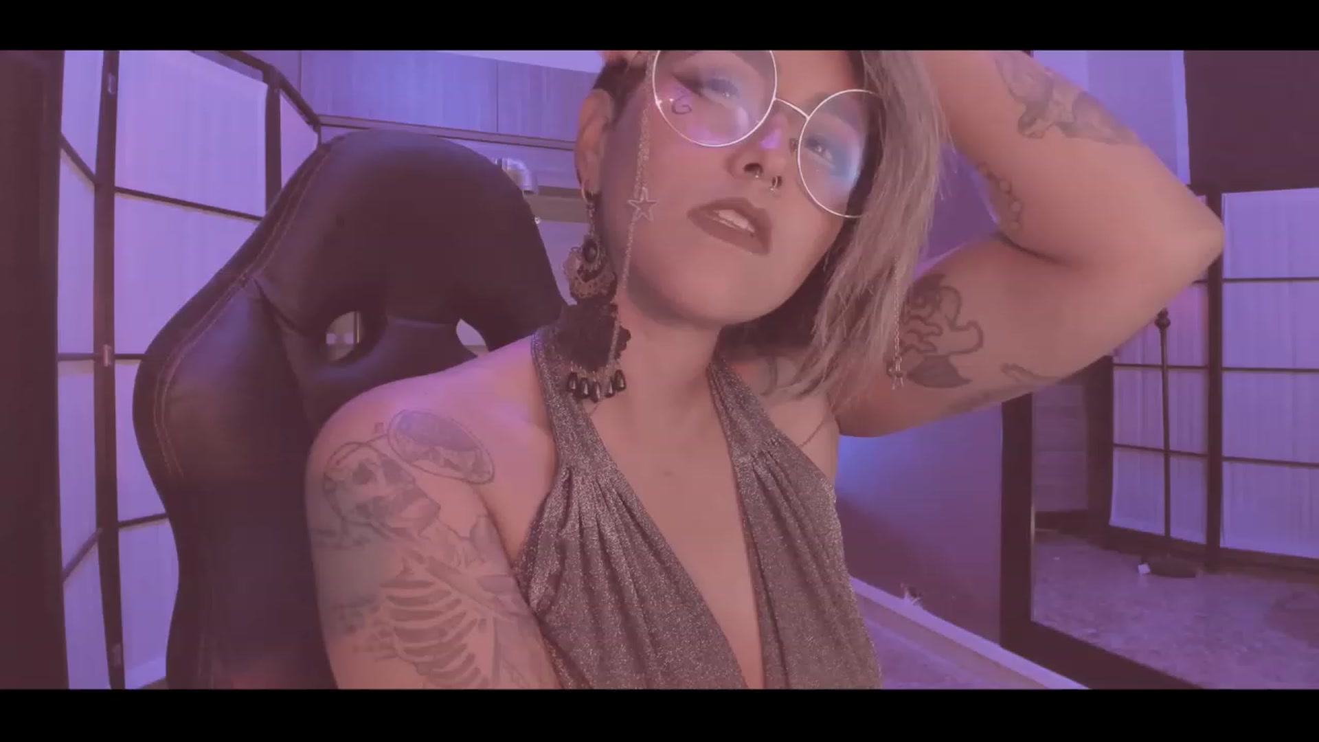 Gallery image thumbnail from AbraxxysRadio's myfreecams stream on, 09/23/2023, 24:07 image 6 of 20