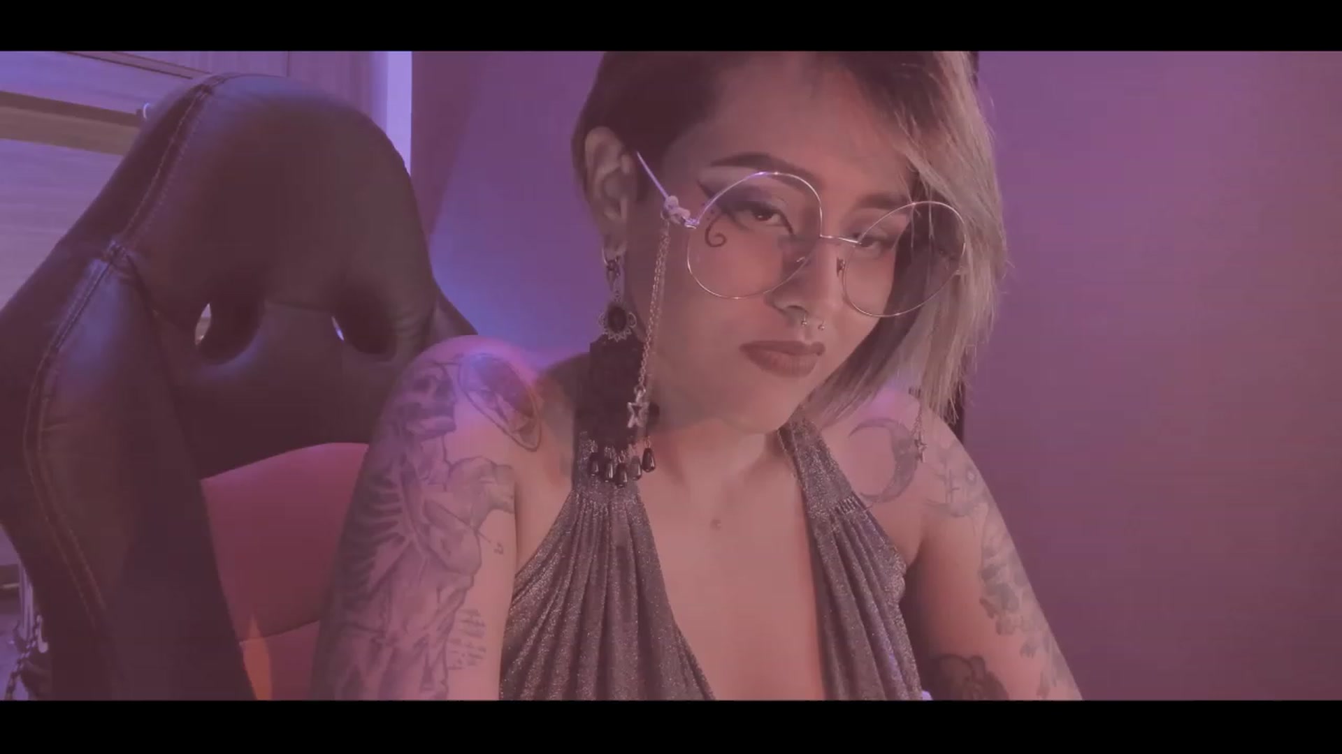 Gallery image thumbnail from AbraxxysRadio's myfreecams stream on, 09/23/2023, 01:38 image 18 of 20
