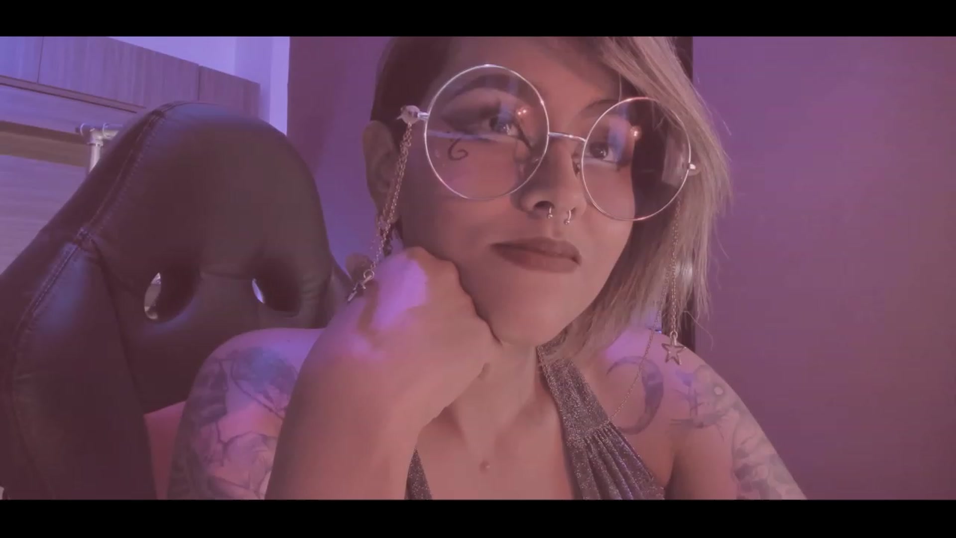 Gallery image thumbnail from AbraxxysRadio's myfreecams stream on, 09/23/2023, 01:38 image 3 of 20