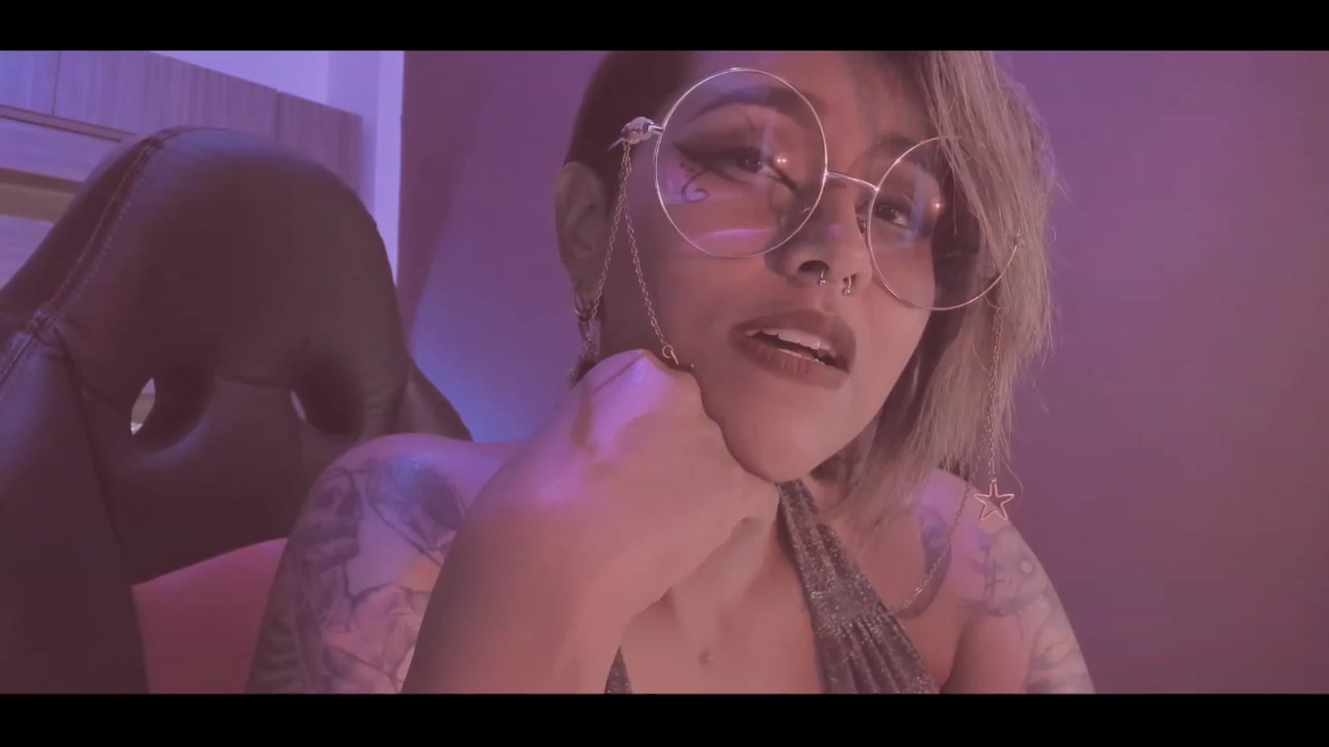 Gallery image thumbnail from AbraxxysRadio's myfreecams stream on, 09/23/2023, 01:38 image 13 of 20