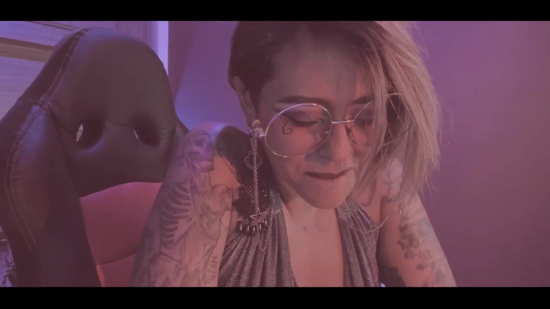 Gallery image thumbnail from AbraxxysRadio's myfreecams stream on, 09/23/2023, 02:02 image 4 of 20