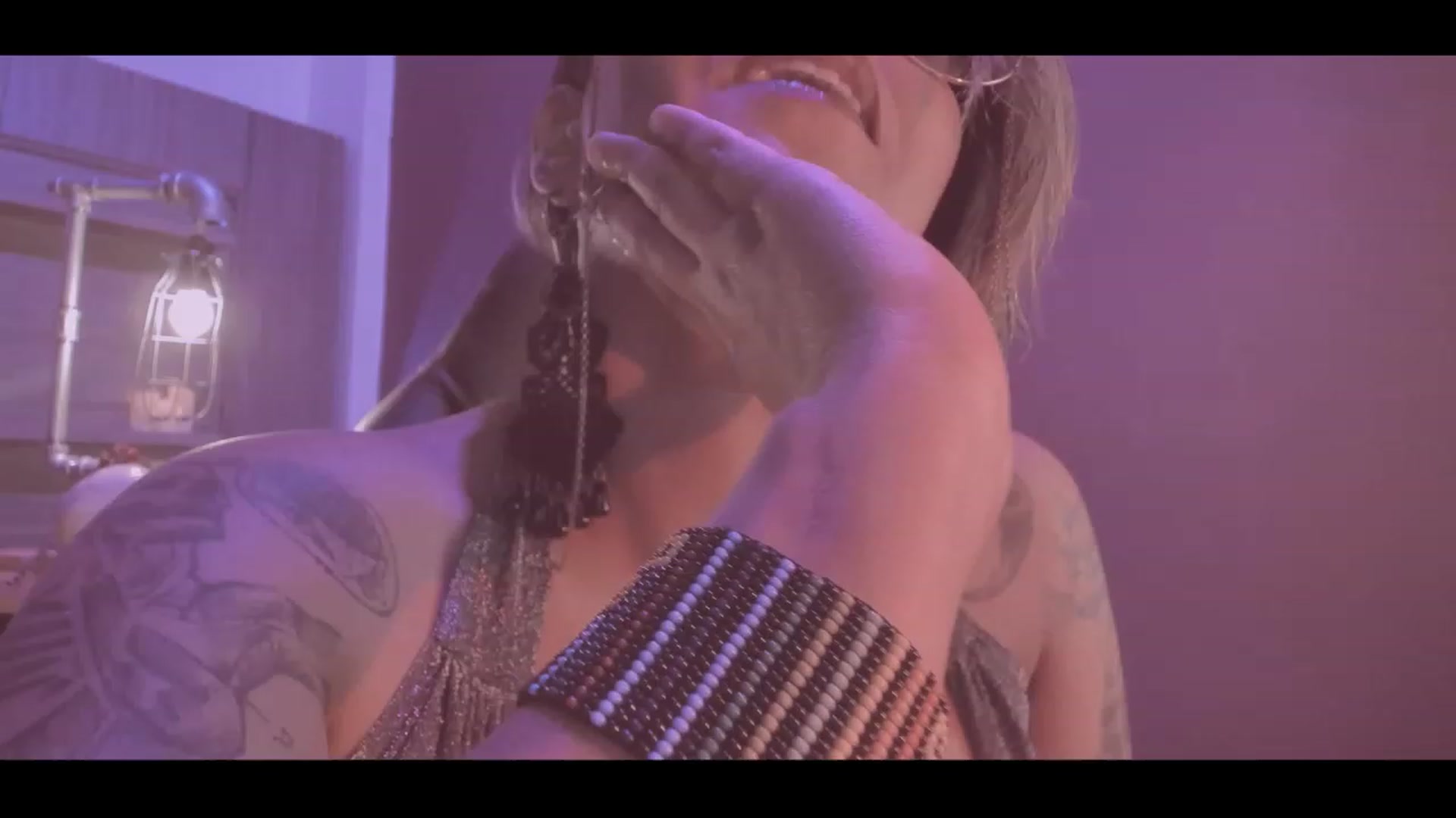 Gallery image thumbnail from AbraxxysRadio's myfreecams stream on, 09/23/2023, 02:48 image 11 of 20