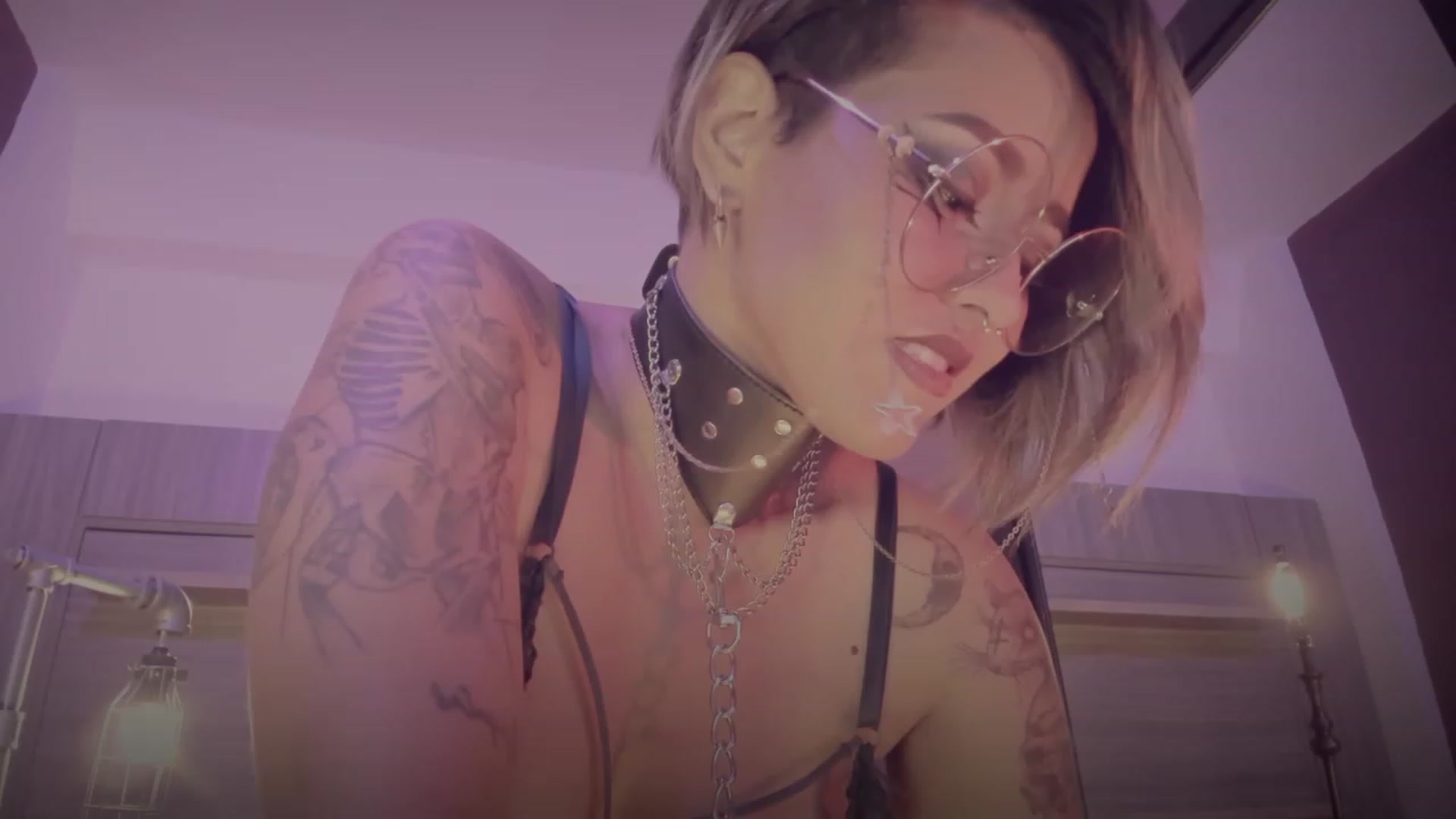 Gallery image thumbnail from AbraxxysRadio's myfreecams stream on, 09/26/2023, 23:45 image 17 of 20