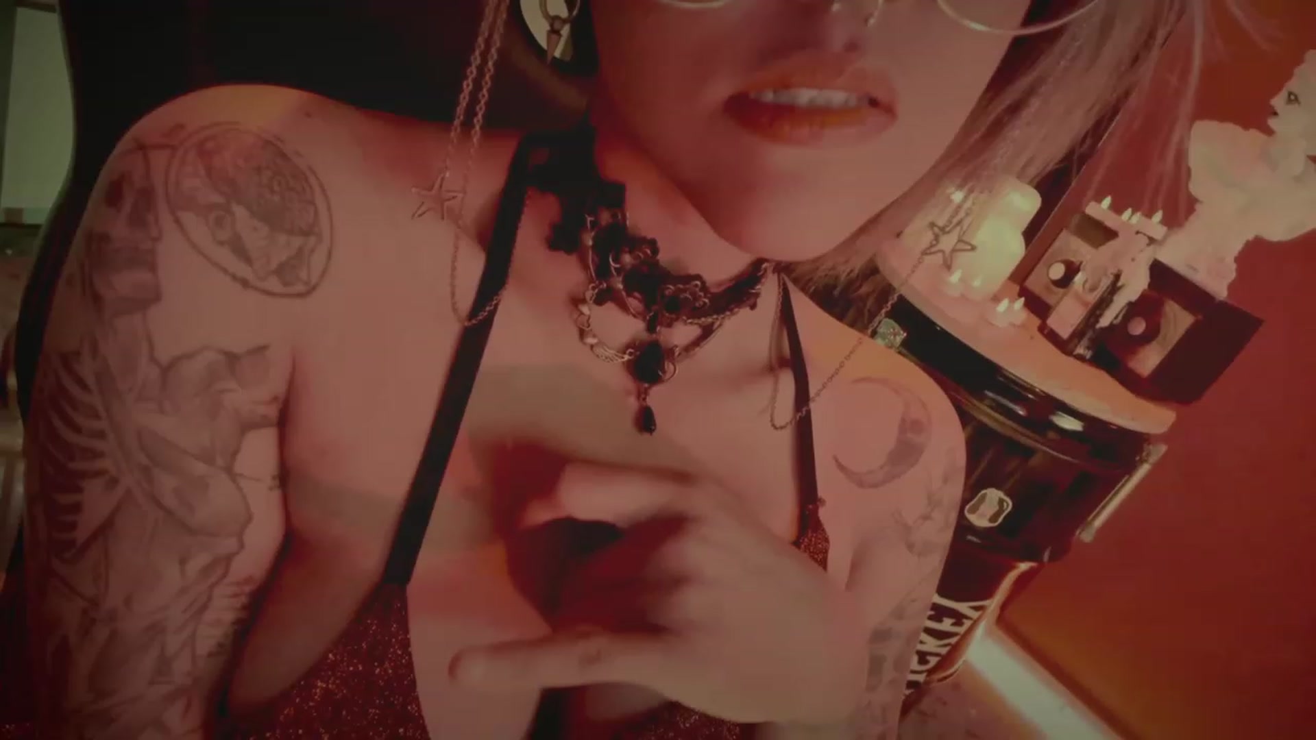Gallery image thumbnail from AbraxxysRadio's myfreecams stream on, 10/03/2023, 24:47 image 2 of 20