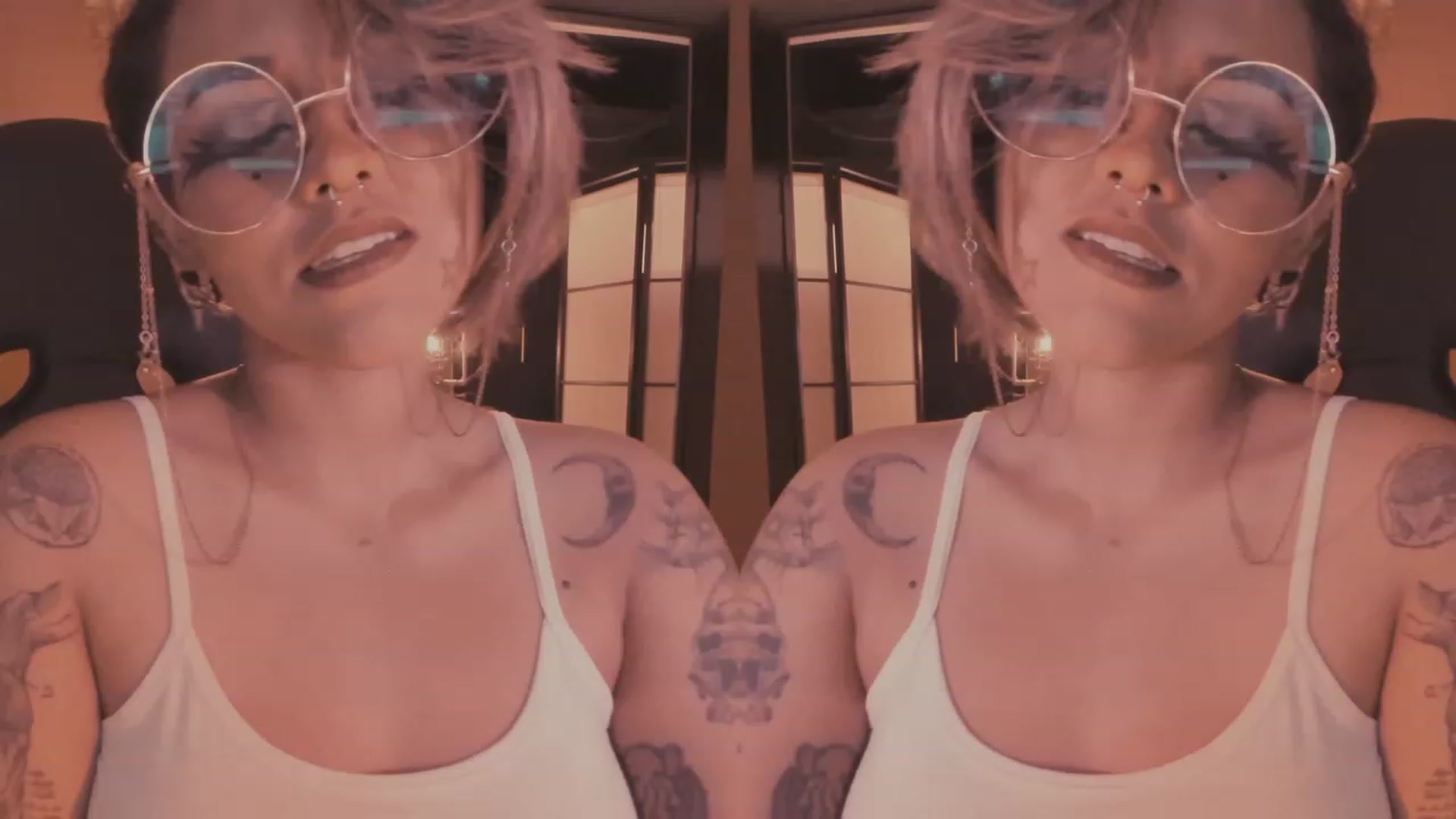 Gallery image thumbnail from AbraxxysRadio's myfreecams stream on, 10/13/2023, 23:57 image 18 of 20