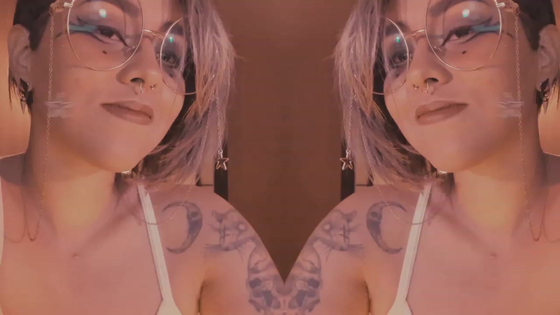 Gallery image thumbnail from AbraxxysRadio's myfreecams stream on, 10/13/2023, 23:57 image 8 of 20