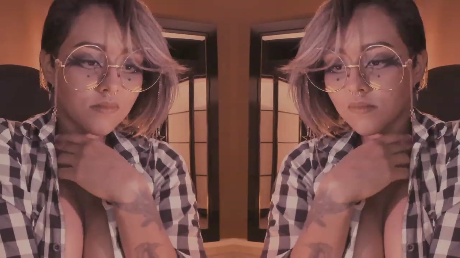 Gallery image thumbnail from AbraxxysRadio's myfreecams stream on, 10/14/2023, 01:22 image 9 of 20