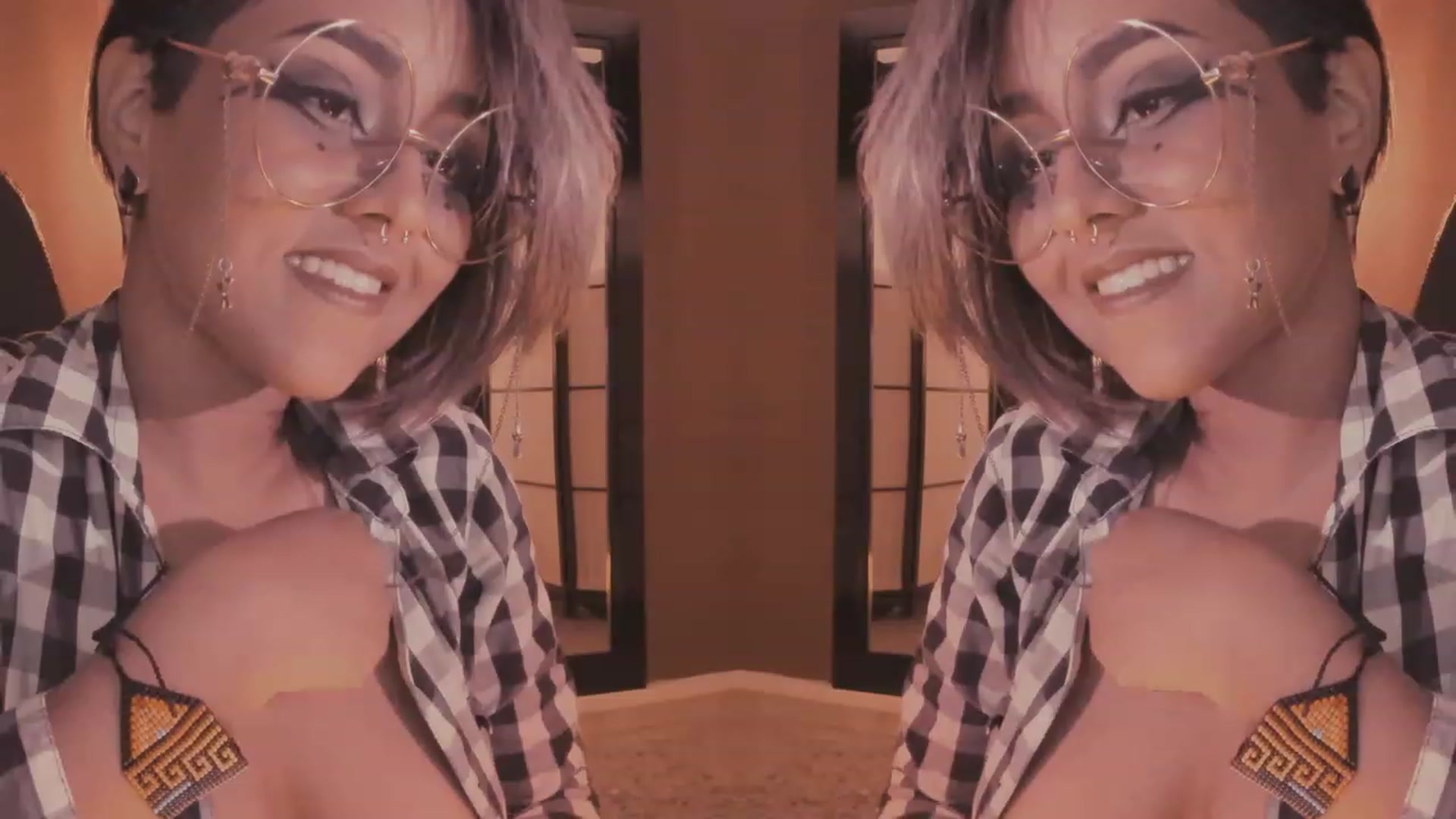 Gallery image thumbnail from AbraxxysRadio's myfreecams stream on, 10/14/2023, 01:22 image 20 of 20
