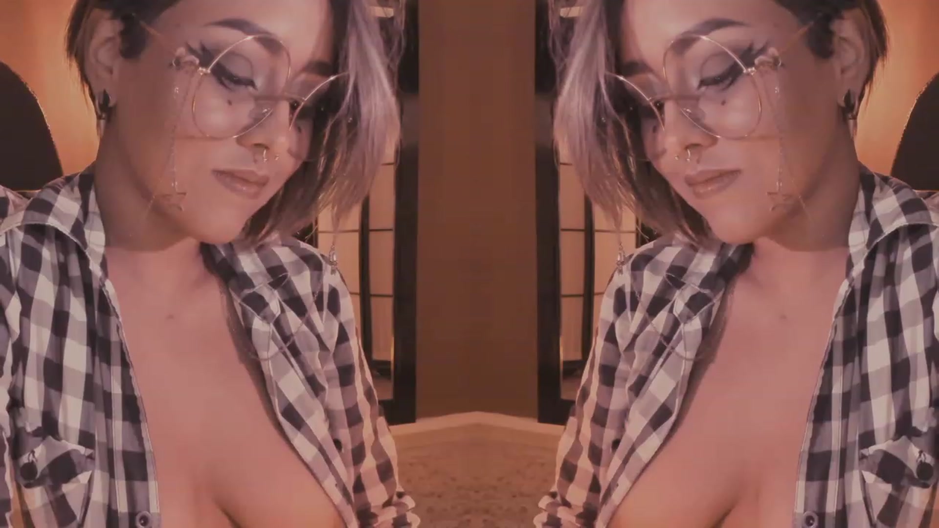 Gallery image thumbnail from AbraxxysRadio's myfreecams stream on, 10/14/2023, 01:22 image 19 of 20