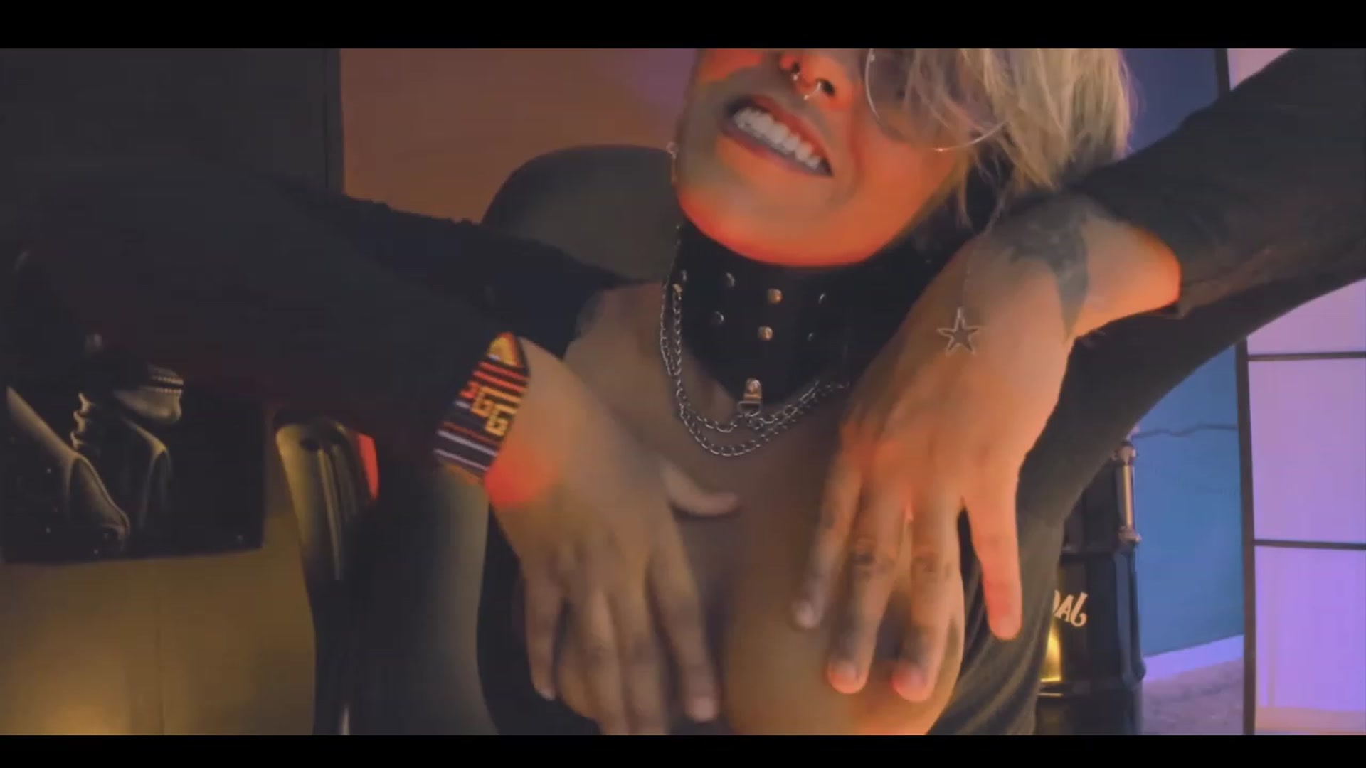 Gallery image thumbnail from AbraxxysRadio's myfreecams stream on, 10/17/2023, 23:58 image 17 of 20