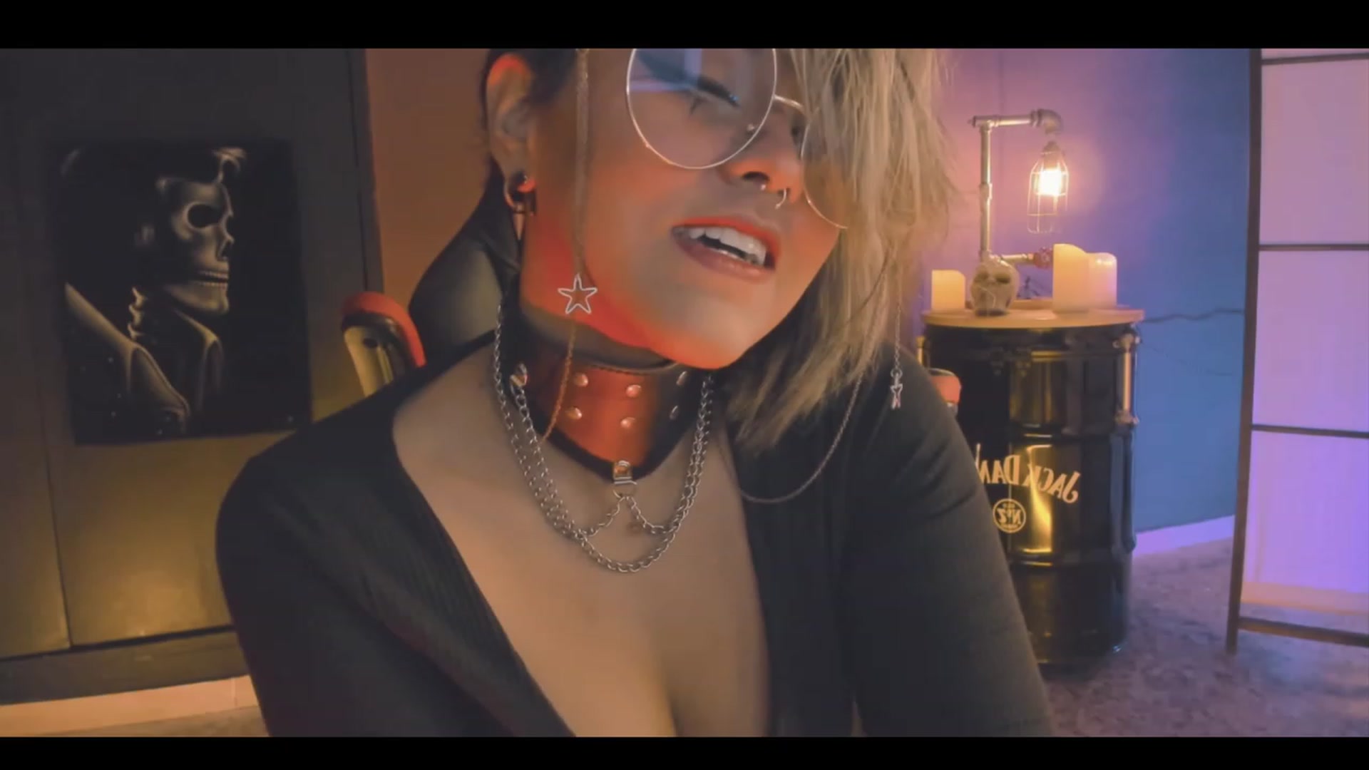 Gallery image thumbnail from AbraxxysRadio's myfreecams stream on, 10/17/2023, 23:58 image 1 of 20
