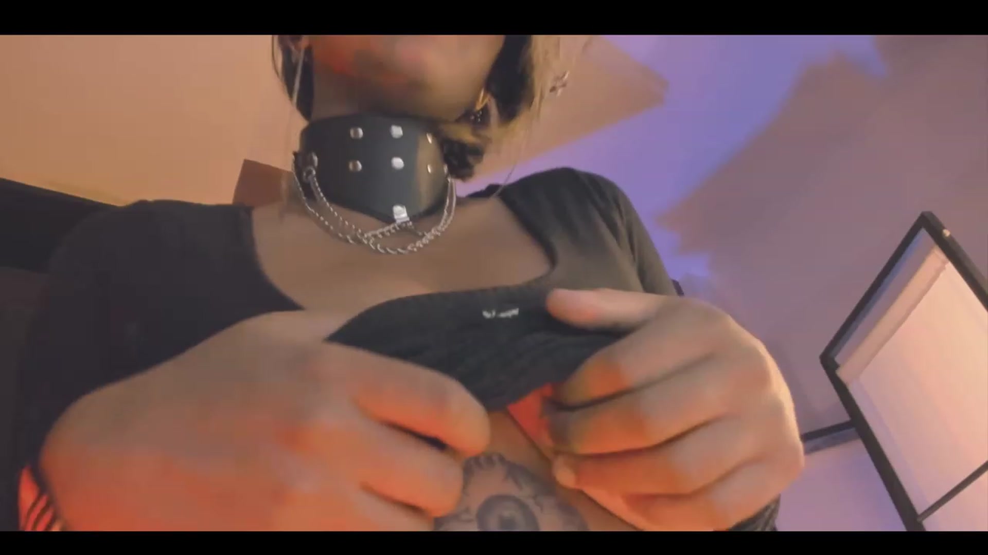 Gallery image thumbnail from AbraxxysRadio's myfreecams stream on, 10/17/2023, 23:58 image 8 of 20