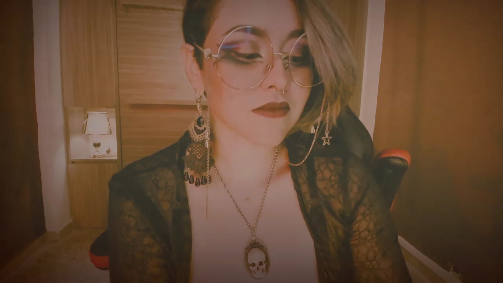 Gallery image thumbnail from AbraxxysRadio's myfreecams stream on, 10/19/2023, 01:23 image 14 of 20
