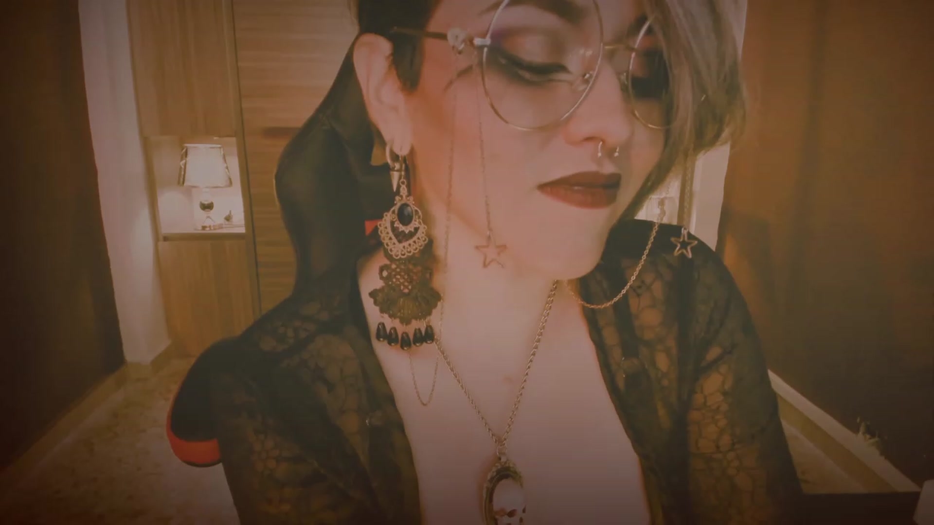 Gallery image thumbnail from AbraxxysRadio's myfreecams stream on, 10/19/2023, 01:23 image 17 of 20