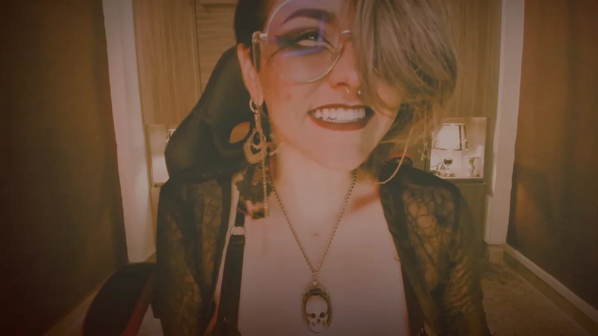 Gallery image thumbnail from AbraxxysRadio's myfreecams stream on, 10/19/2023, 01:23 image 1 of 20