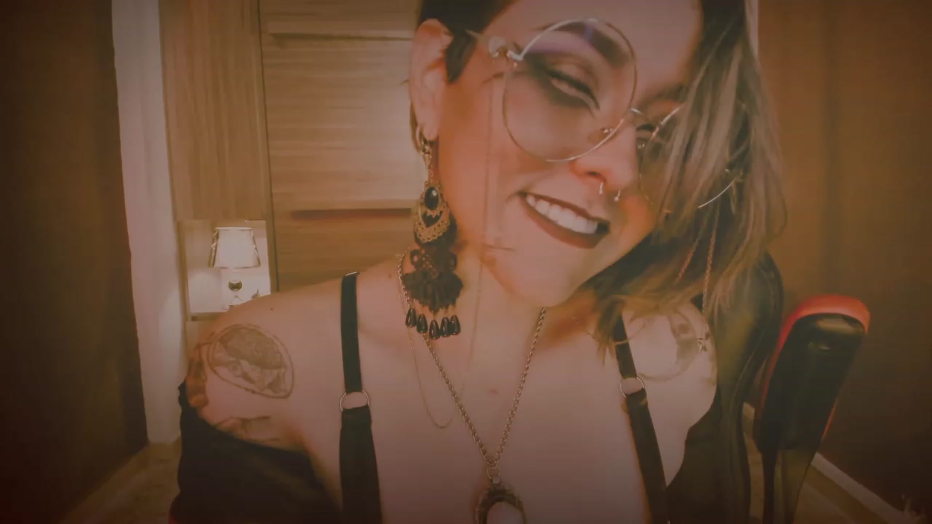 Gallery image thumbnail from AbraxxysRadio's myfreecams stream on, 10/19/2023, 01:23 image 9 of 20