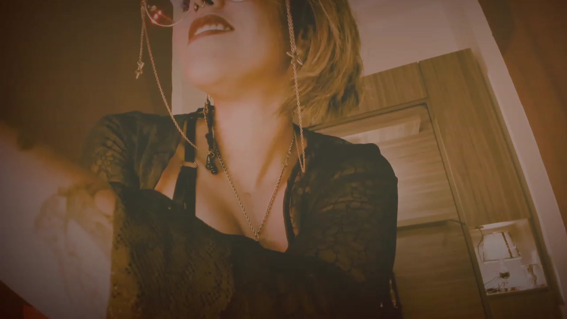 Gallery image thumbnail from AbraxxysRadio's myfreecams stream on, 10/19/2023, 02:13 image 14 of 20