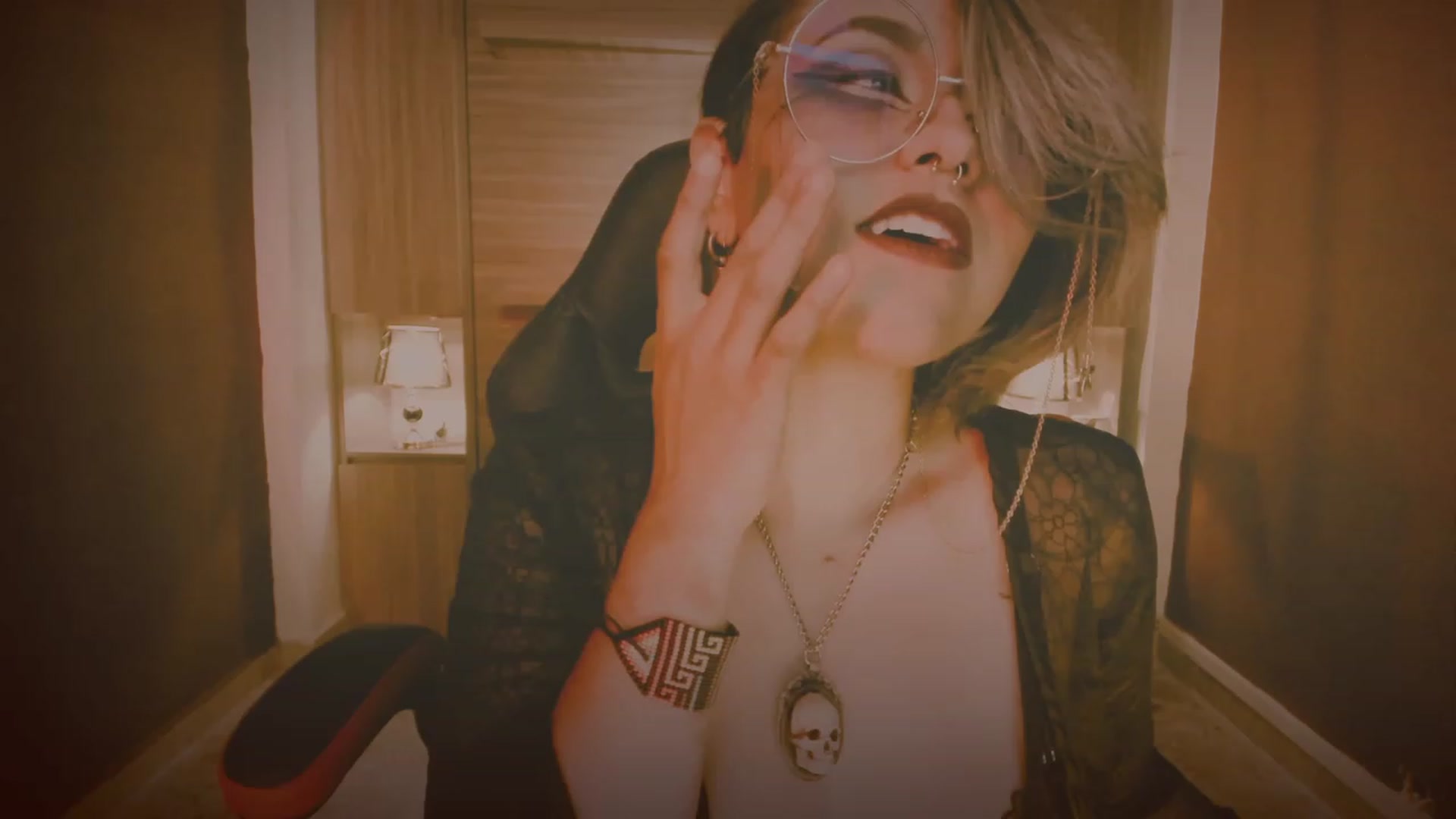 Gallery image thumbnail from AbraxxysRadio's myfreecams stream on, 10/19/2023, 02:13 image 7 of 20