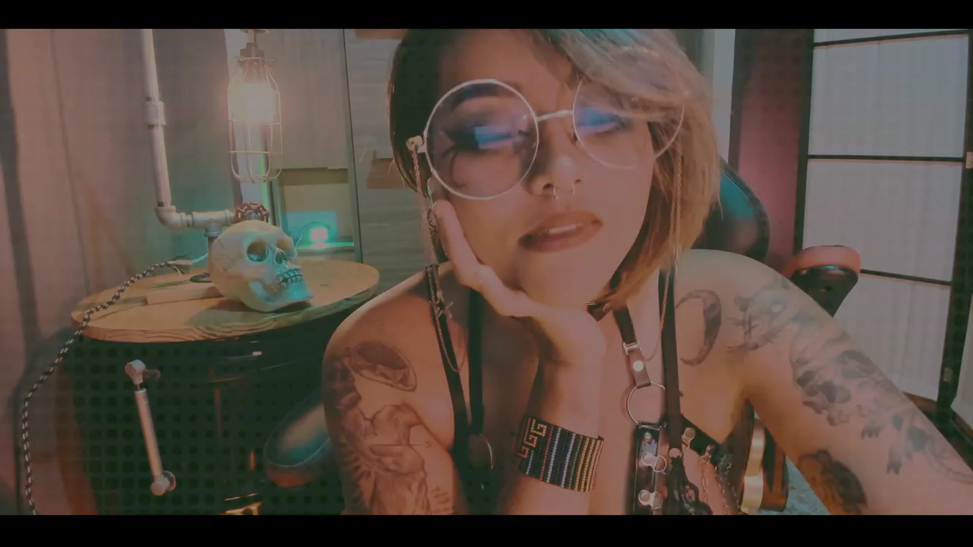 Gallery image thumbnail from AbraxxysRadio's myfreecams stream on, 10/25/2023, 24:34 image 7 of 20