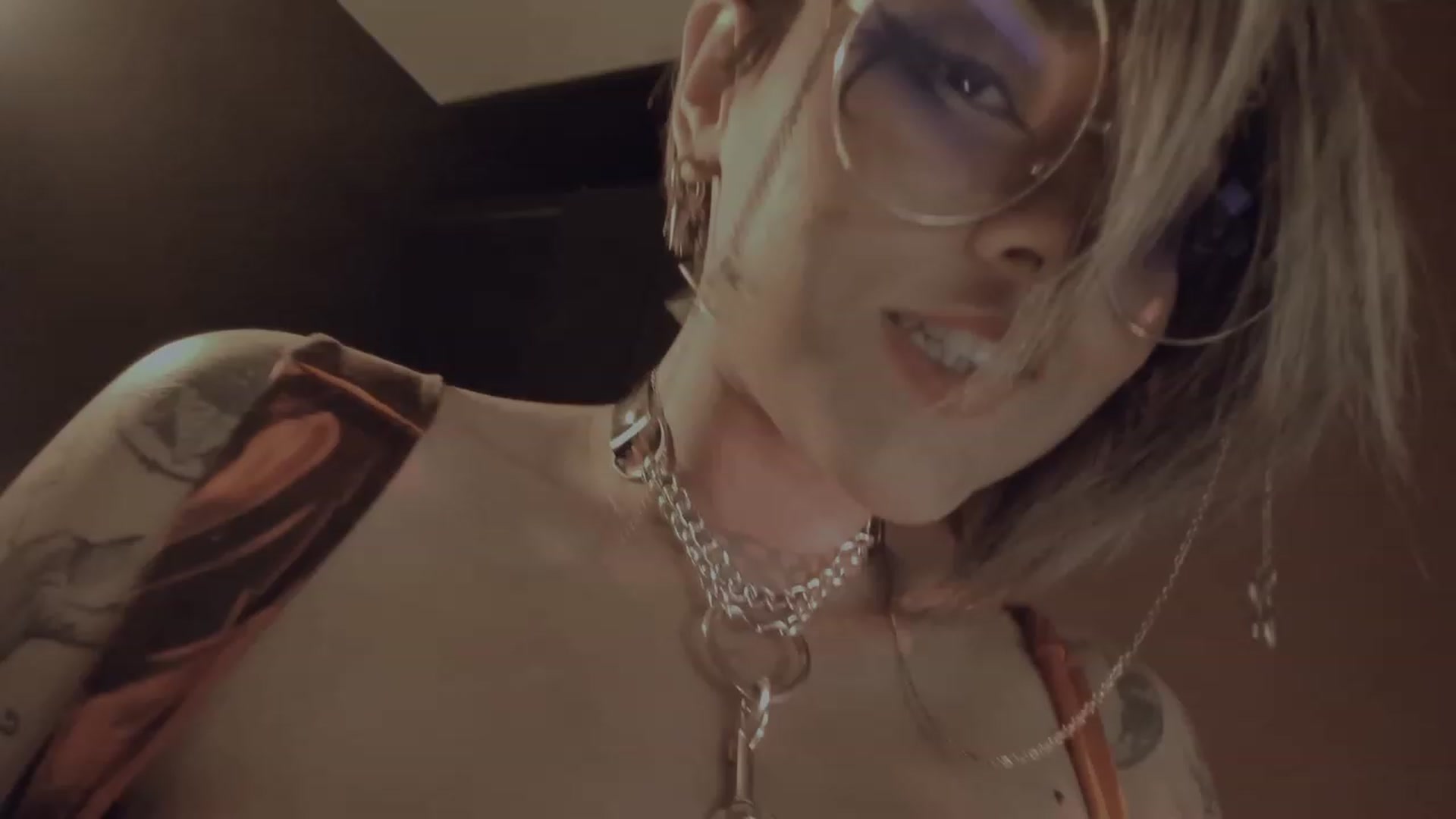 Gallery image thumbnail from AbraxxysRadio's myfreecams stream on, 10/27/2023, 02:17 image 15 of 20