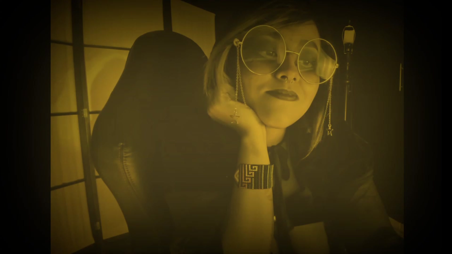 Gallery image thumbnail from AbraxxysRadio's myfreecams stream on, 10/31/2023, 01:17 image 3 of 20