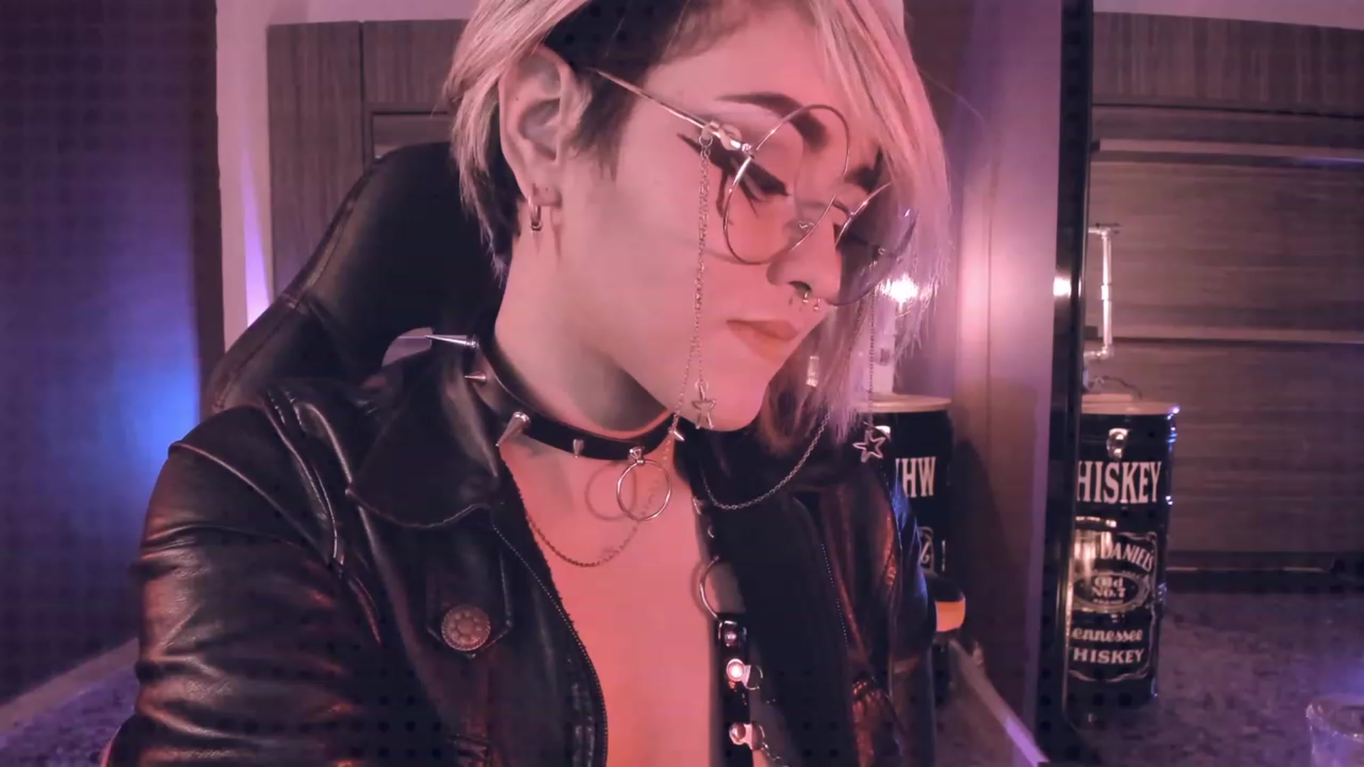 Gallery image thumbnail from AbraxxysRadio's myfreecams stream on, 11/05/2023, 20:12 image 2 of 20