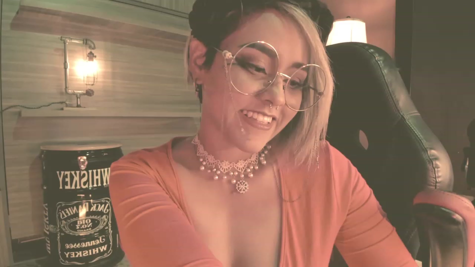 Gallery image thumbnail from AbraxxysRadio's myfreecams stream on, 11/09/2023, 02:46 image 7 of 20