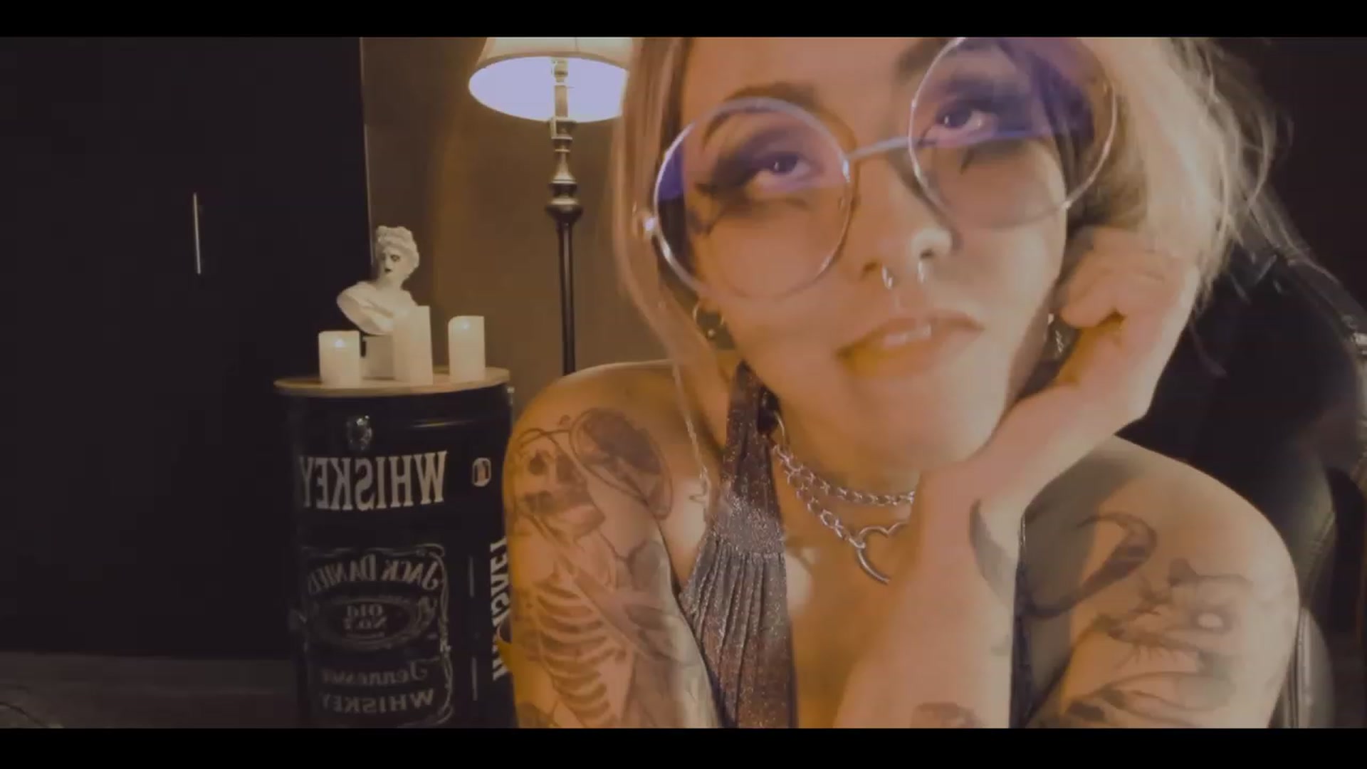 Gallery image thumbnail from AbraxxysRadio's myfreecams stream on, 11/11/2023, 23:53 image 20 of 20