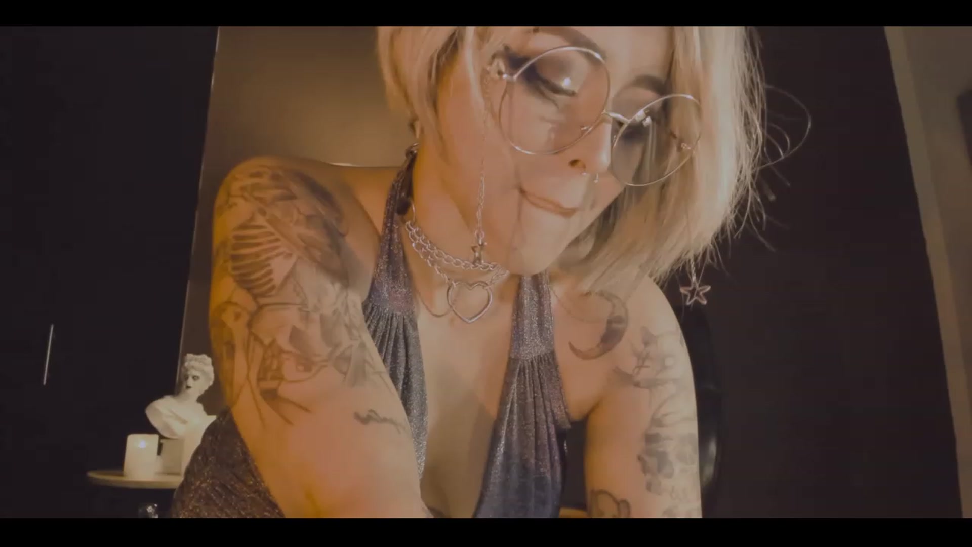 Gallery image thumbnail from AbraxxysRadio's myfreecams stream on, 11/11/2023, 23:53 image 12 of 20
