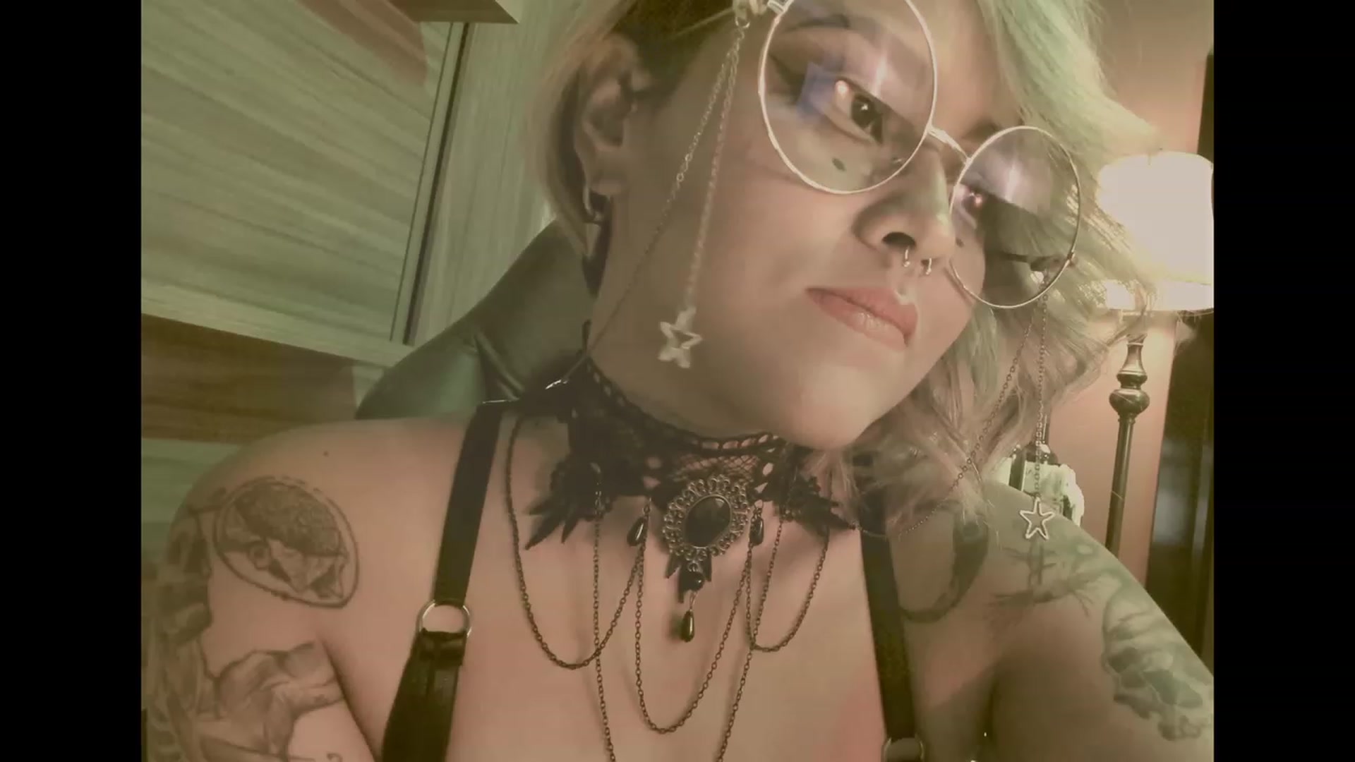 Gallery image thumbnail from AbraxxysRadio's myfreecams stream on, 11/15/2023, 24:24 image 4 of 20
