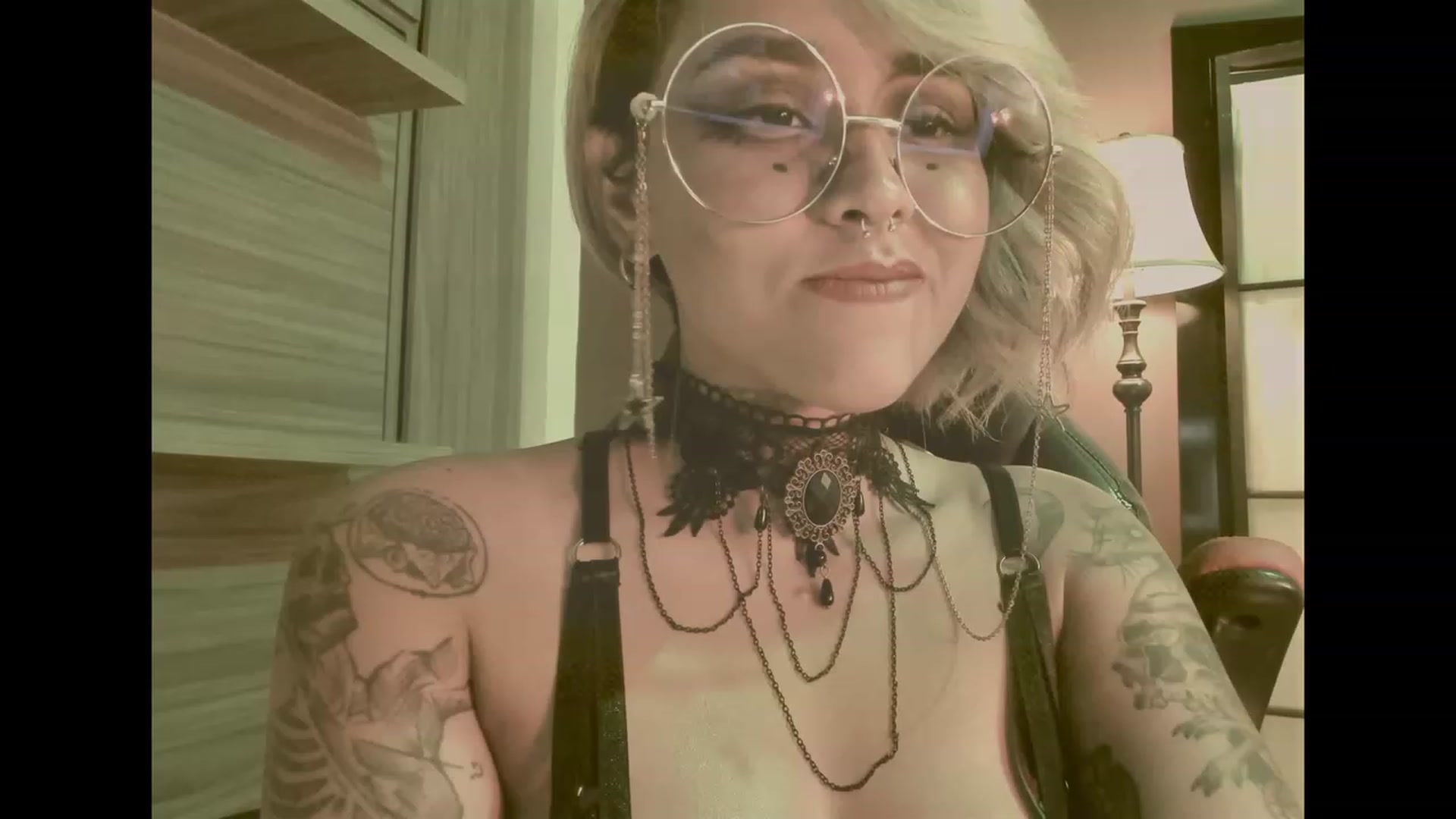 Gallery image thumbnail from AbraxxysRadio's myfreecams stream on, 11/15/2023, 02:19 image 5 of 20