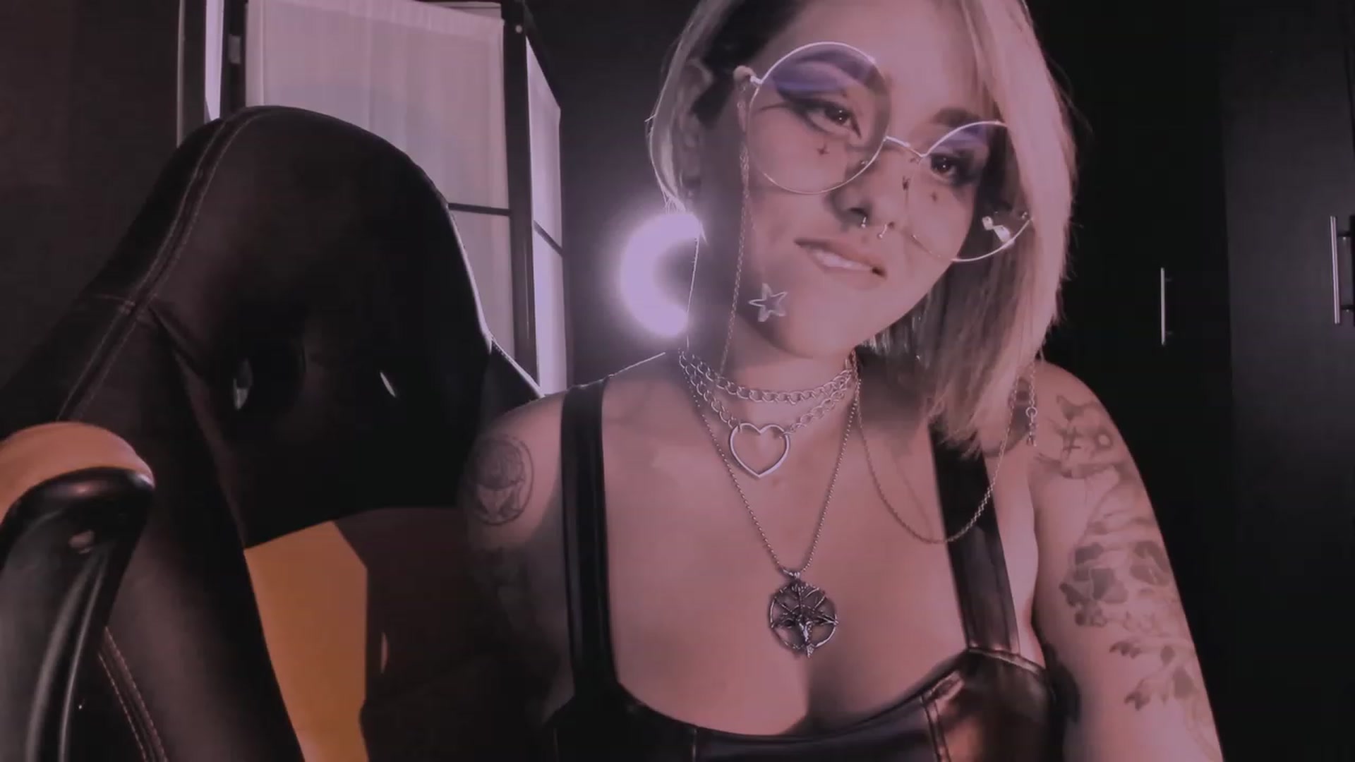 Gallery image thumbnail from AbraxxysRadio's myfreecams stream on, 11/17/2023, 01:51 image 7 of 20
