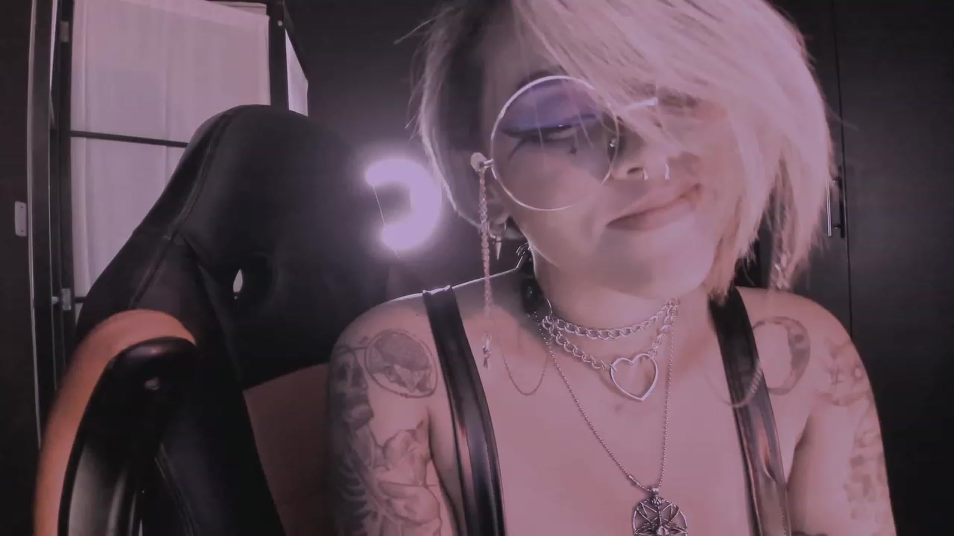 Gallery image thumbnail from AbraxxysRadio's myfreecams stream on, 11/17/2023, 02:19 image 6 of 20