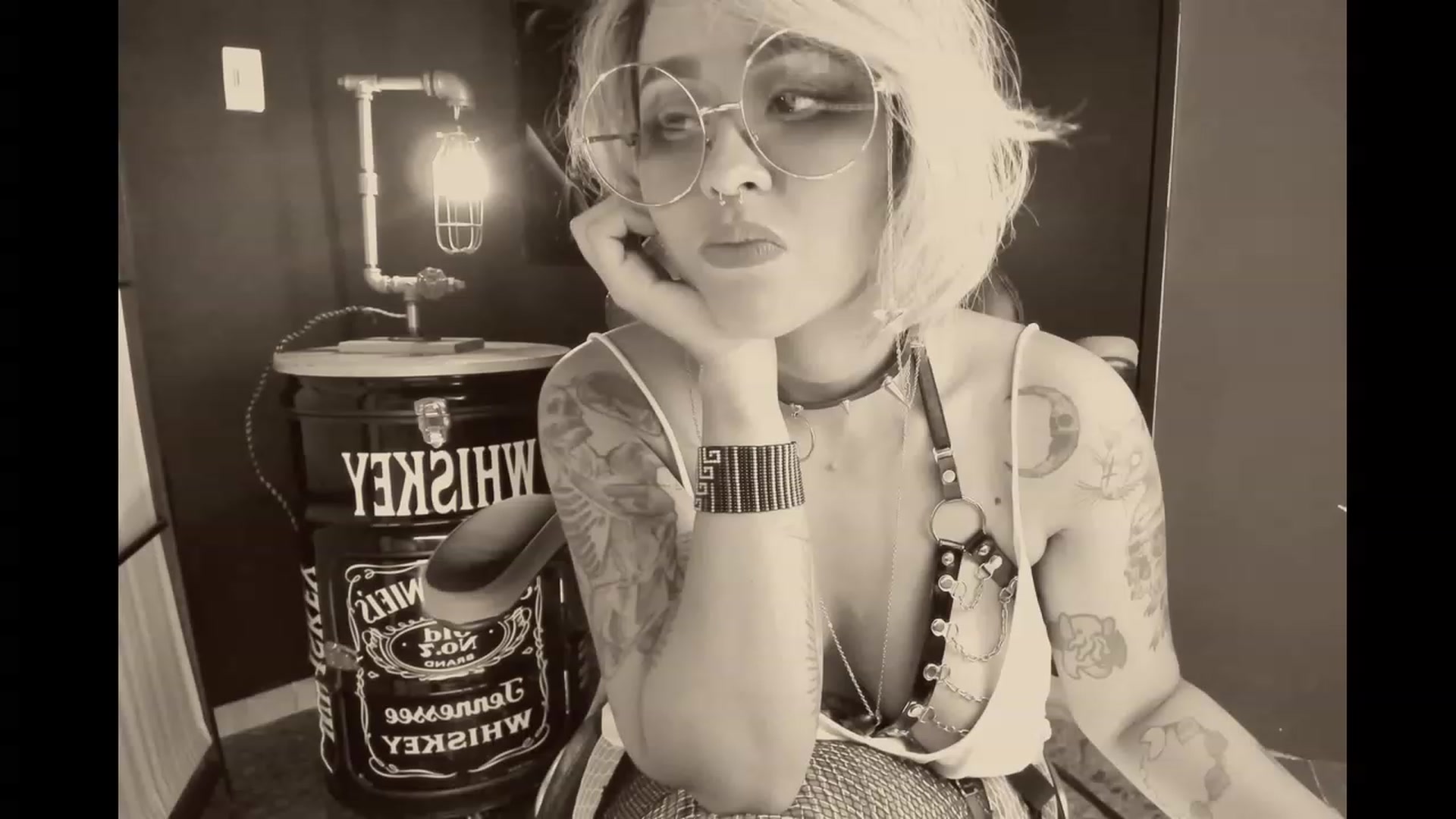Gallery image thumbnail from AbraxxysRadio's myfreecams stream on, 11/19/2023, 18:02 image 19 of 20