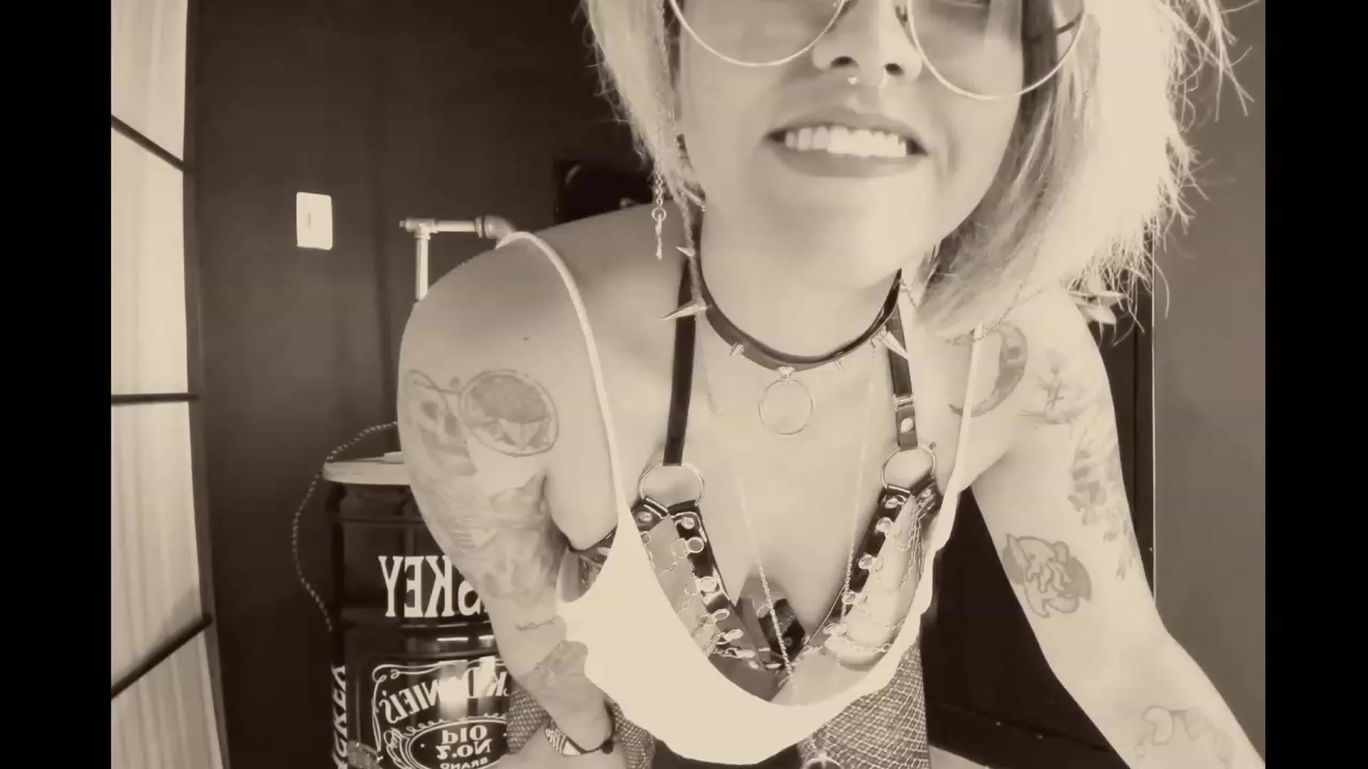 Gallery image thumbnail from AbraxxysRadio's myfreecams stream on, 11/19/2023, 18:02 image 6 of 20