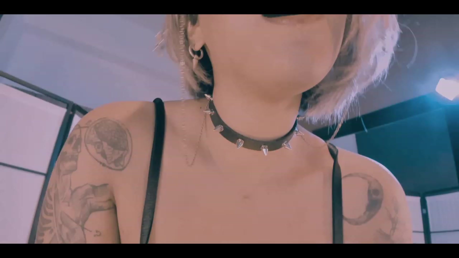 Gallery image thumbnail from AbraxxysRadio's myfreecams stream on, 11/29/2023, 02:35 image 2 of 20