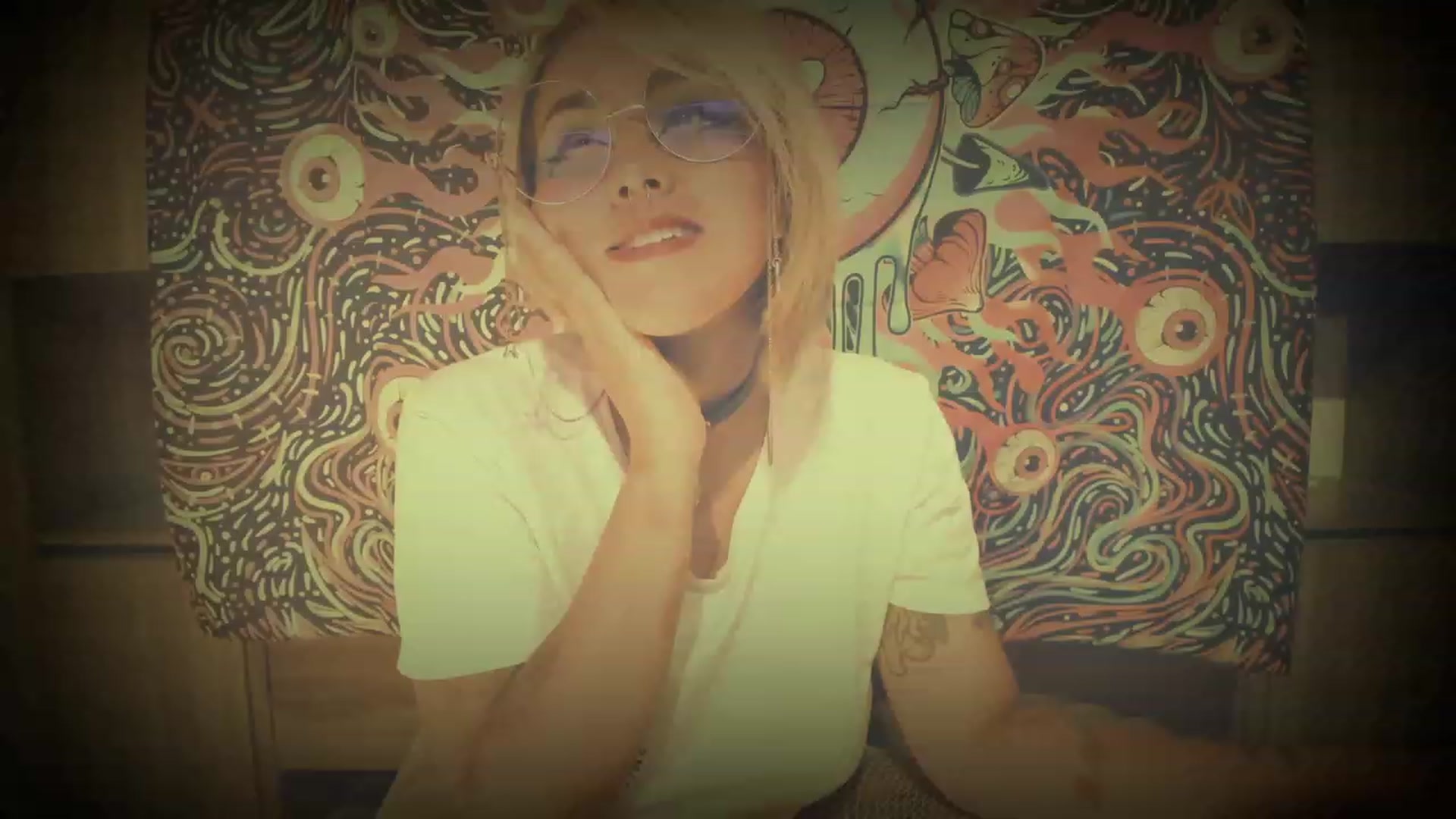 Gallery image thumbnail from AbraxxysRadio's myfreecams stream on, 12/01/2023, 23:36 image 13 of 20