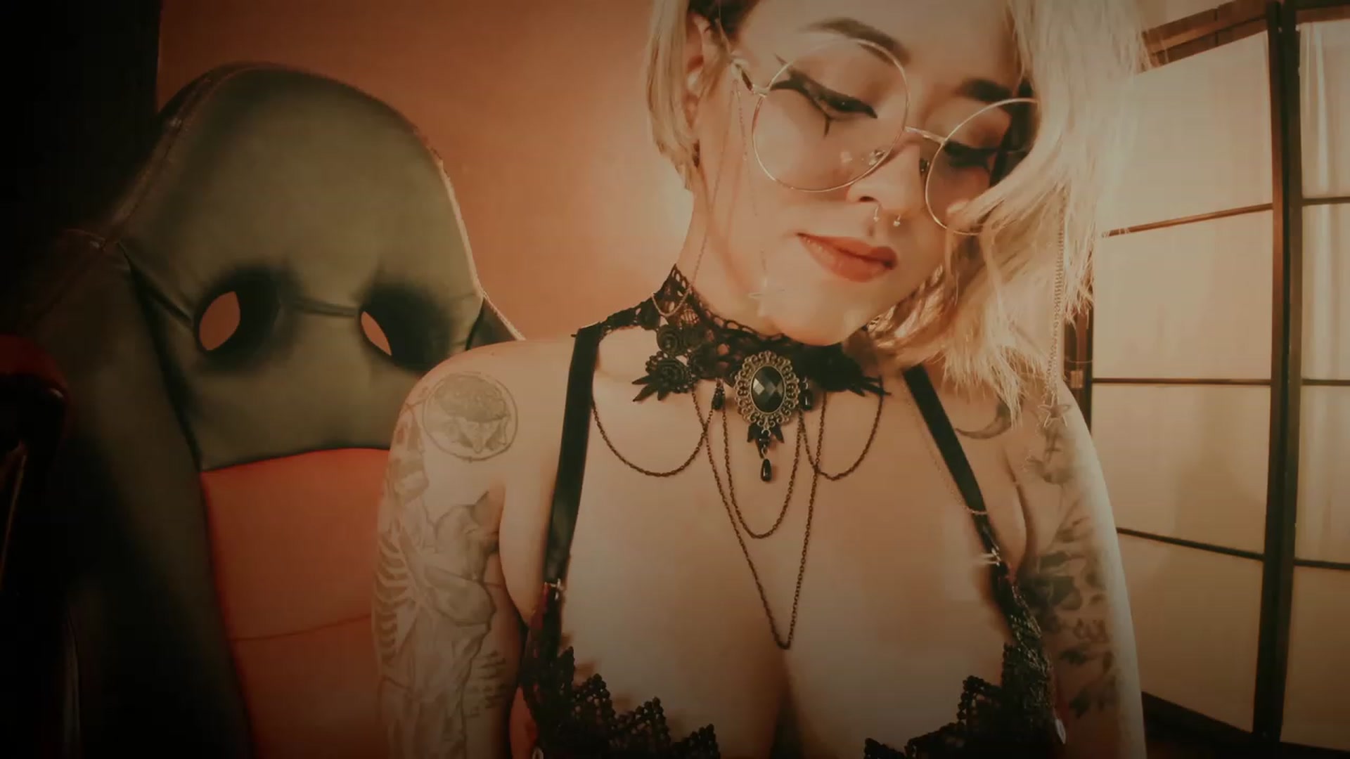 Gallery image thumbnail from AbraxxysRadio's myfreecams stream on, 12/03/2023, 18:04 image 19 of 20