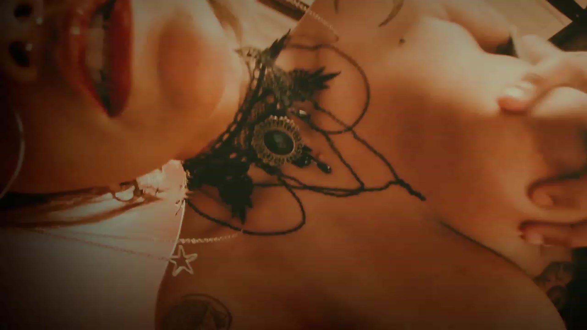 Gallery image thumbnail from AbraxxysRadio's myfreecams stream on, 12/03/2023, 19:45 image 10 of 20