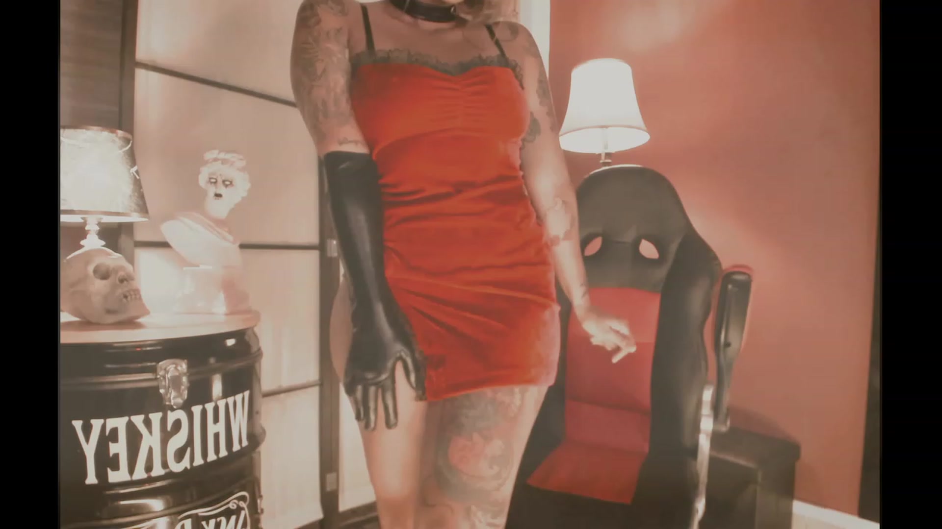 Gallery image thumbnail from AbraxxysRadio's myfreecams stream on, 12/08/2023, 23:40 image 8 of 20
