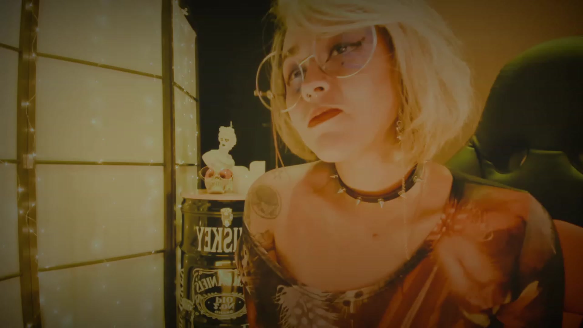 Gallery image thumbnail from AbraxxysRadio's myfreecams stream on, 12/09/2023, 20:54 image 3 of 20