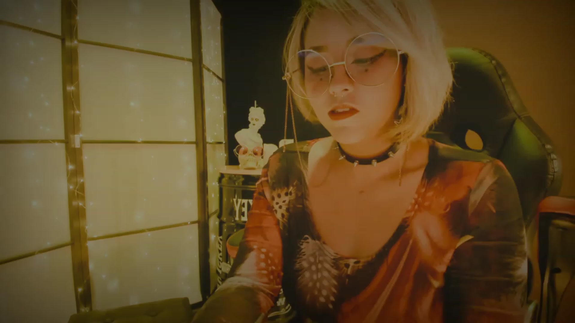 Gallery image thumbnail from AbraxxysRadio's myfreecams stream on, 12/09/2023, 21:47 image 19 of 20