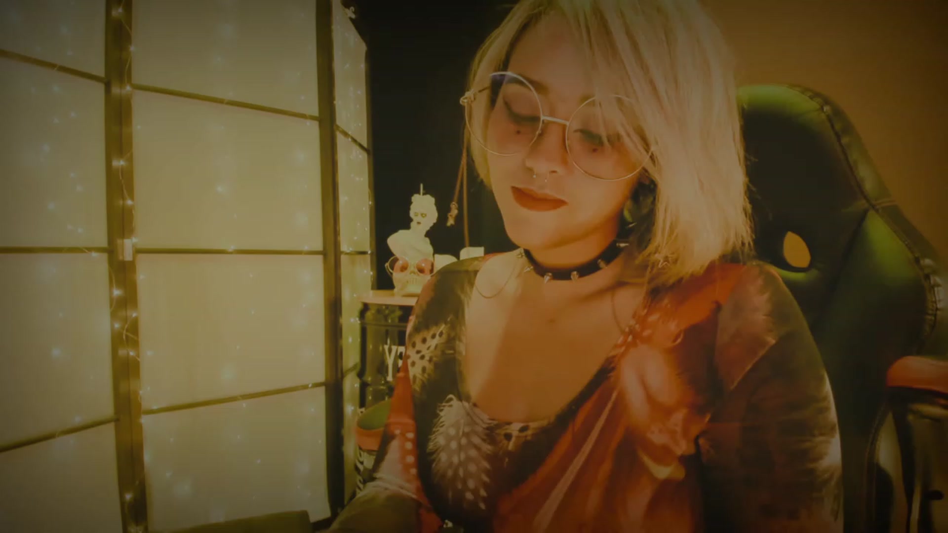 Gallery image thumbnail from AbraxxysRadio's myfreecams stream on, 12/09/2023, 21:47 image 18 of 20