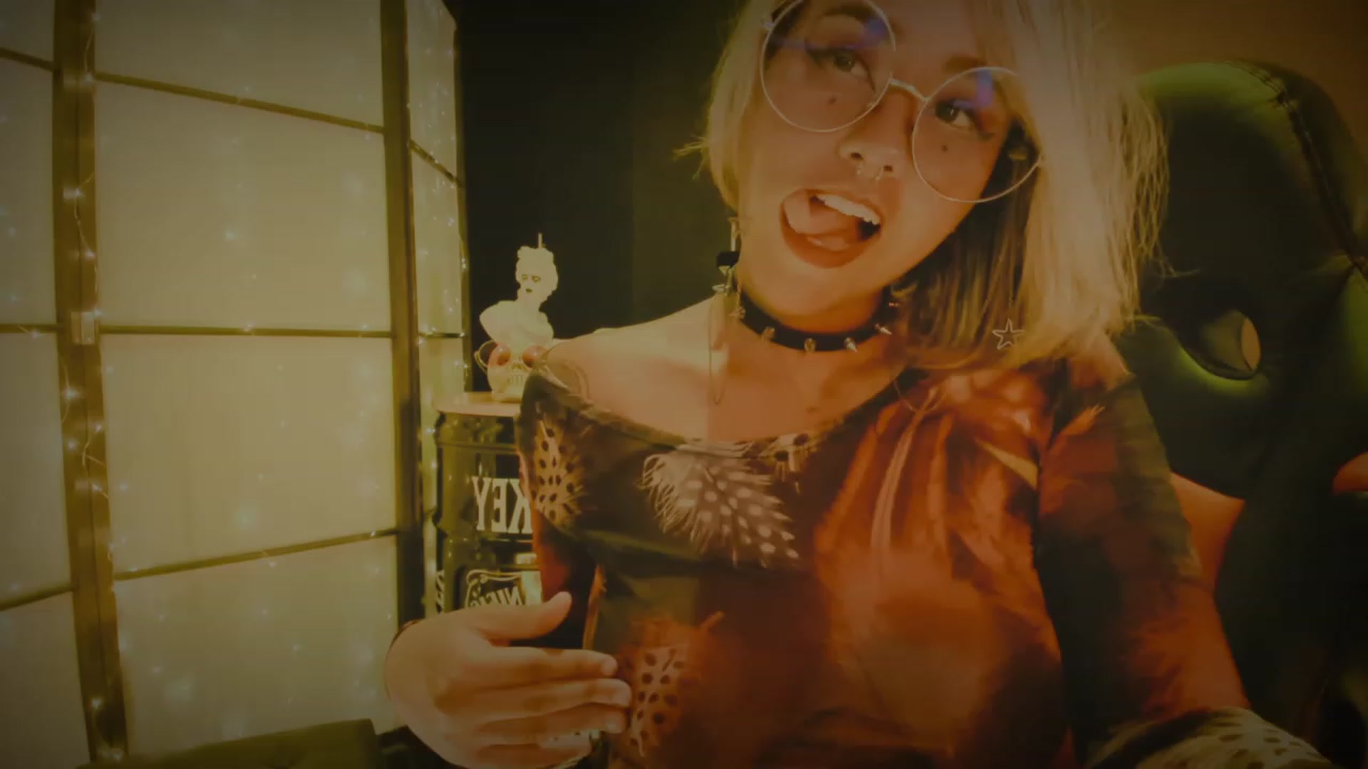 Gallery image thumbnail from AbraxxysRadio's myfreecams stream on, 12/09/2023, 21:47 image 1 of 20