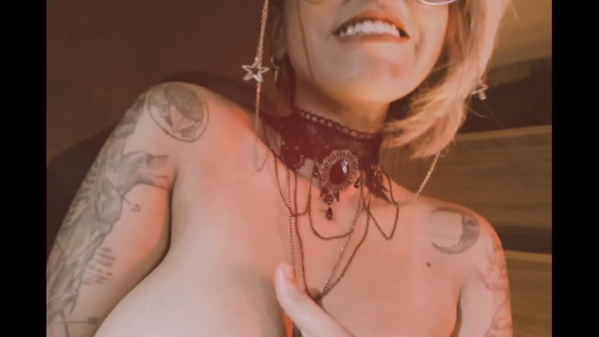 Gallery image thumbnail from AbraxxysRadio's myfreecams stream on, 12/16/2023, 02:31 image 20 of 20
